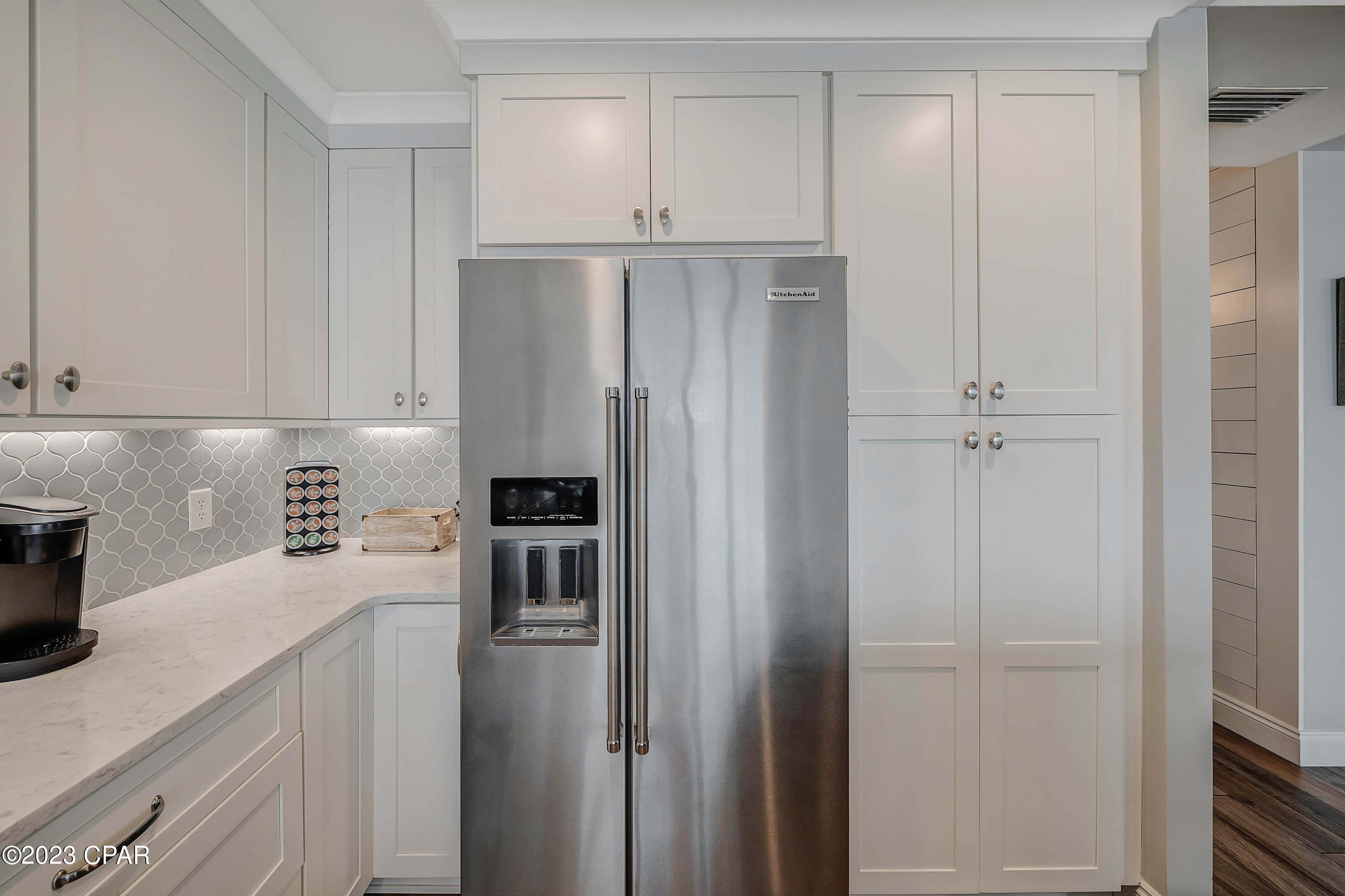 En Soleil Condo - Residential