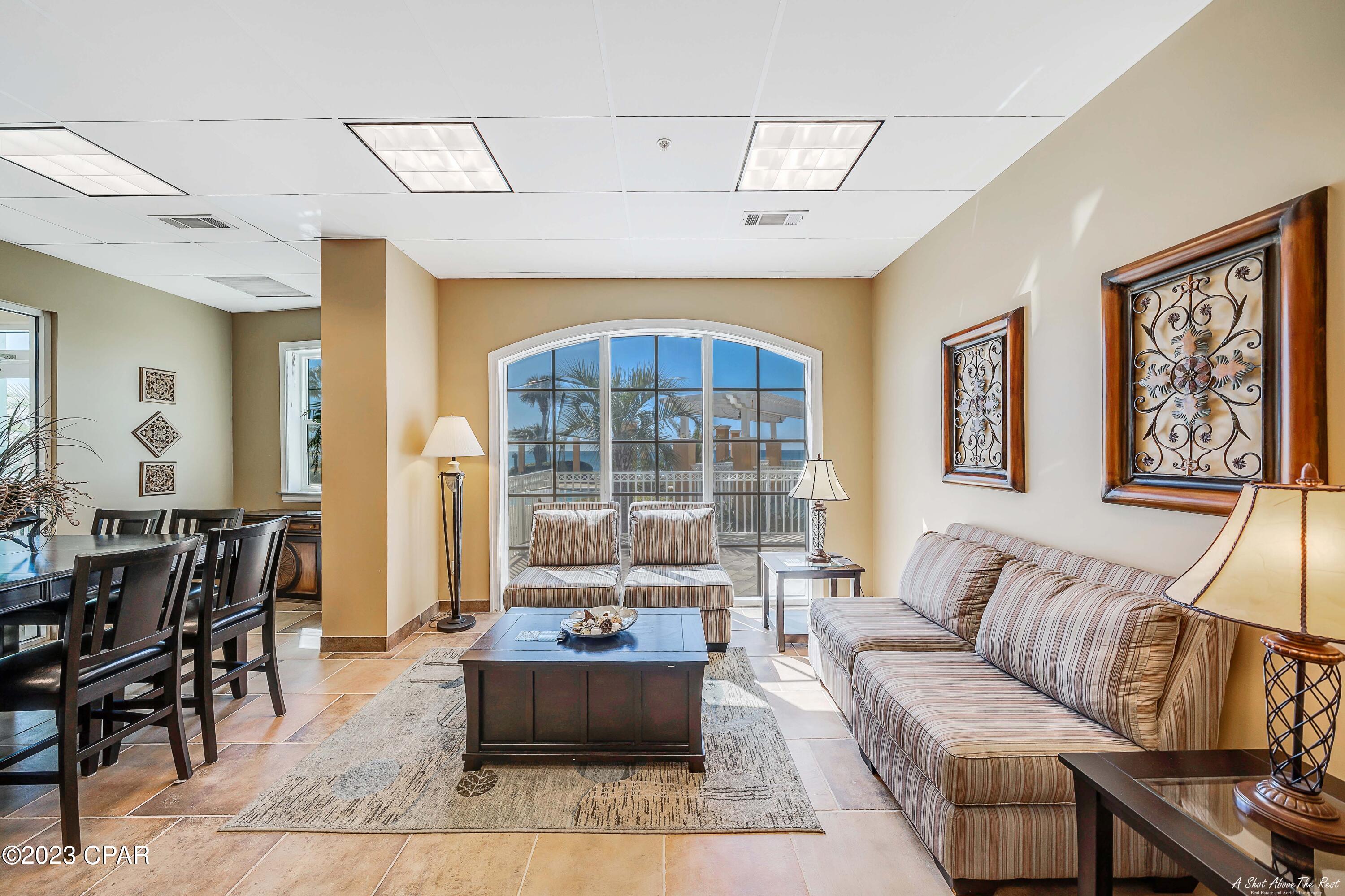 En Soleil Condo - Residential