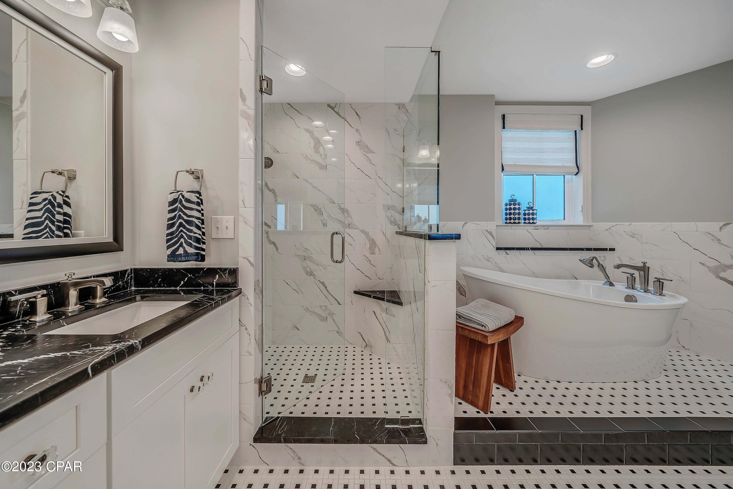 En Soleil Condo - Residential