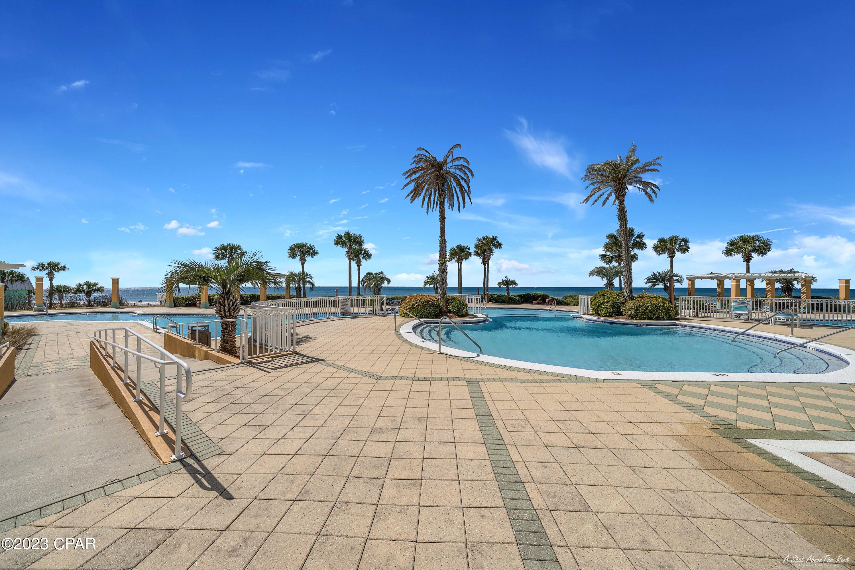 En Soleil Condo - Residential