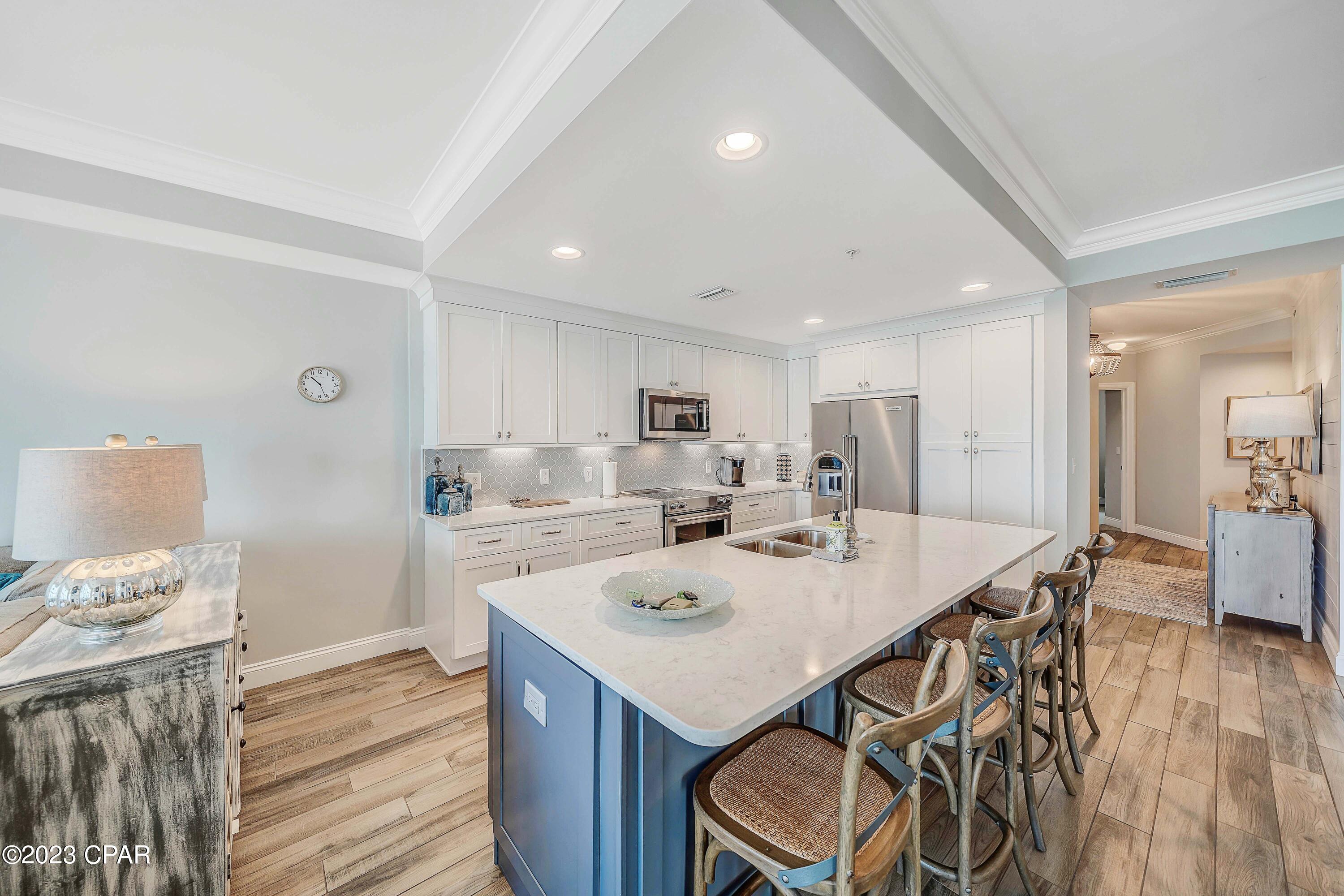 En Soleil Condo - Residential