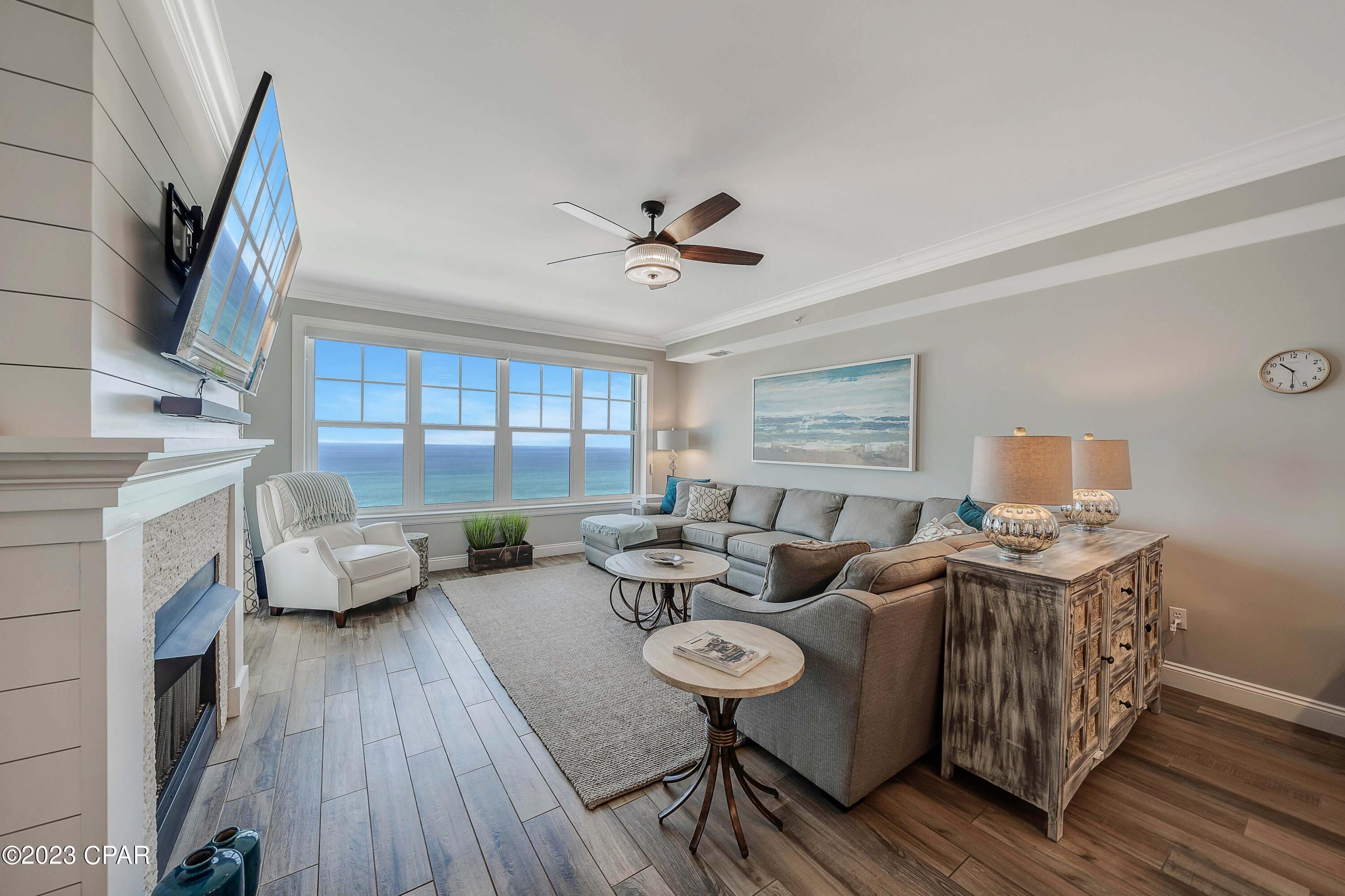 En Soleil Condo - Residential