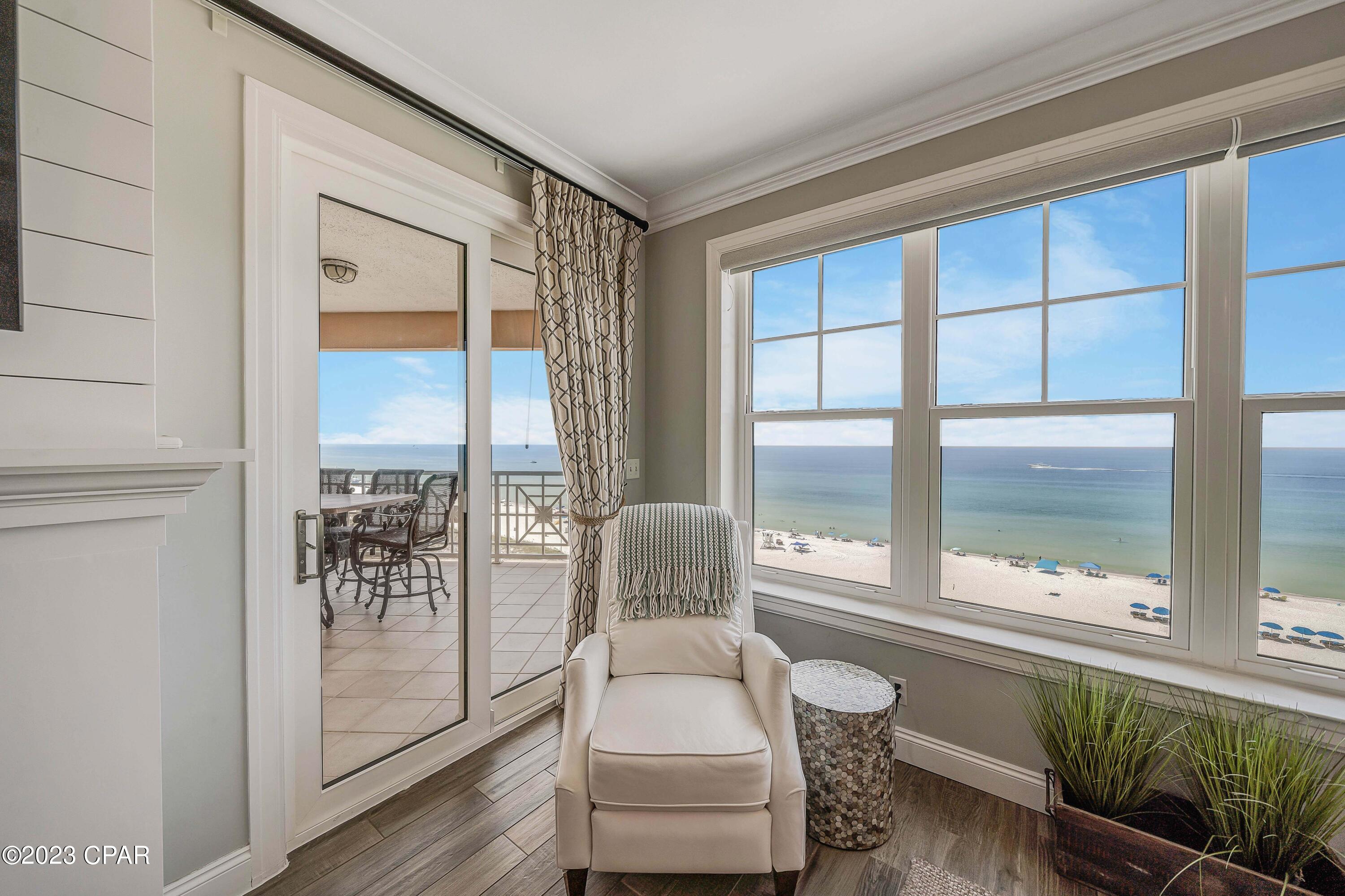 En Soleil Condo - Residential