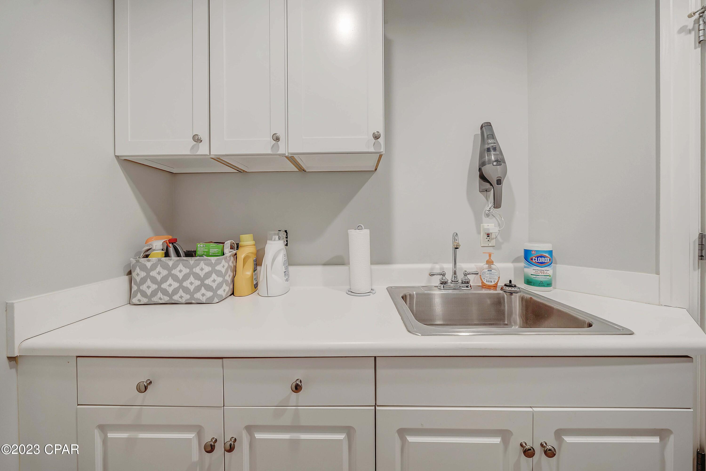 En Soleil Condo - Residential