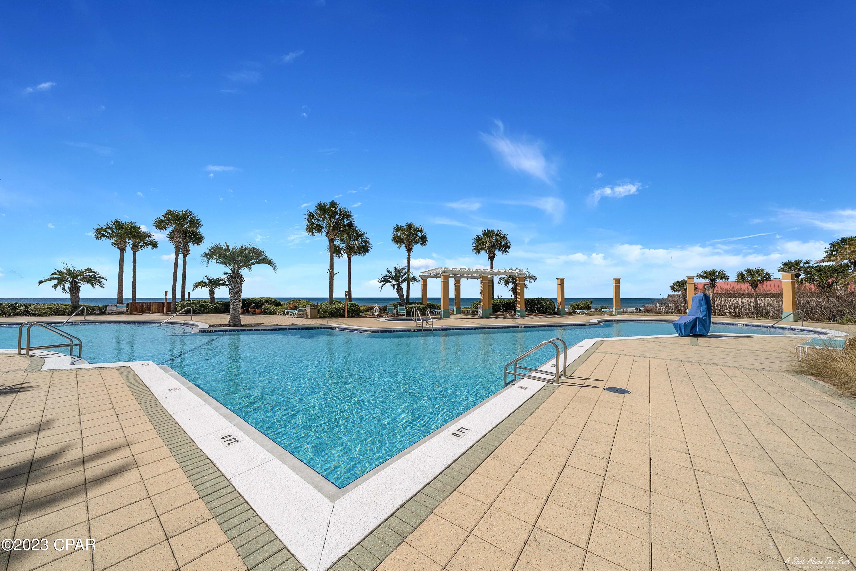 En Soleil Condo - Residential