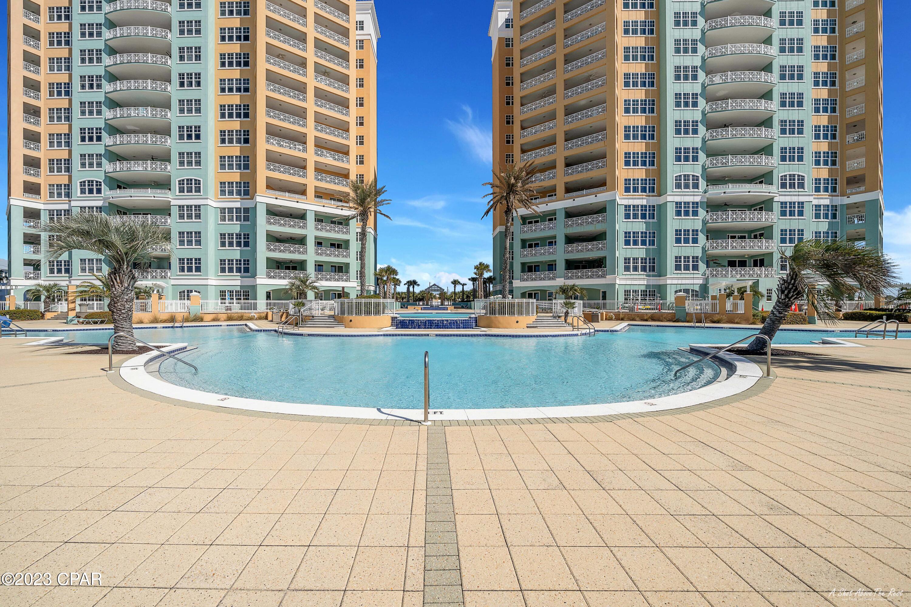 En Soleil Condo - Residential