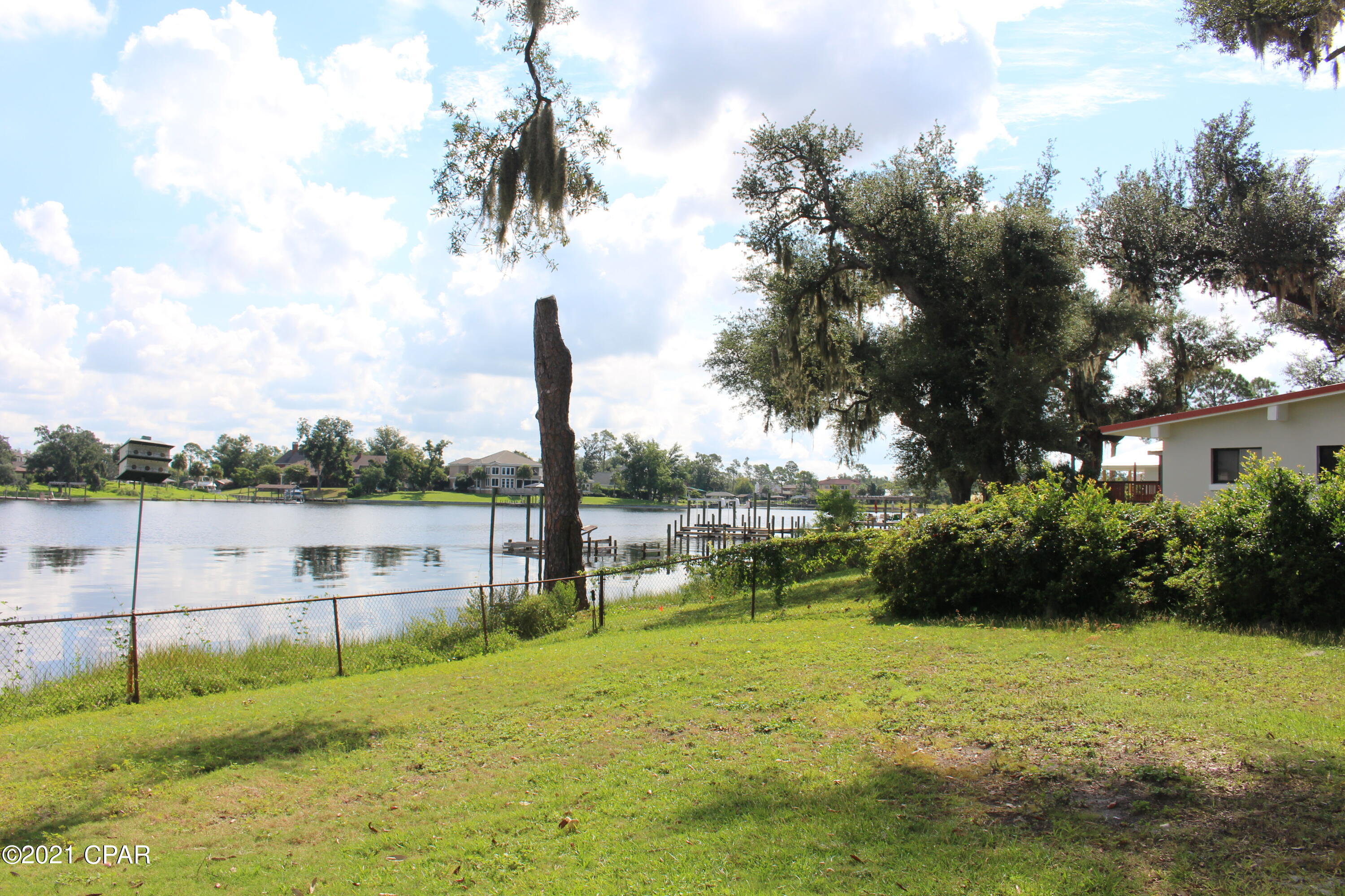 Shoreline Properties#1 - Residential