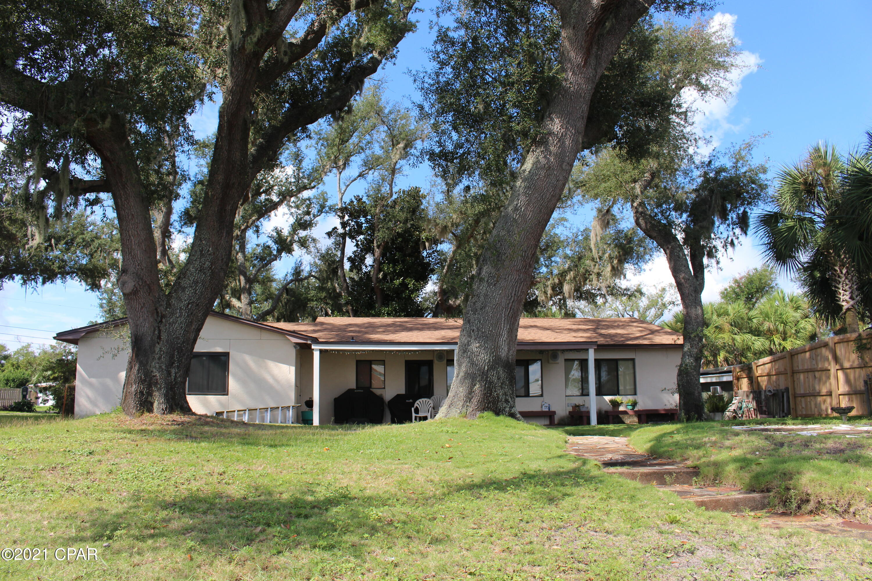 Shoreline Properties#1 - Residential