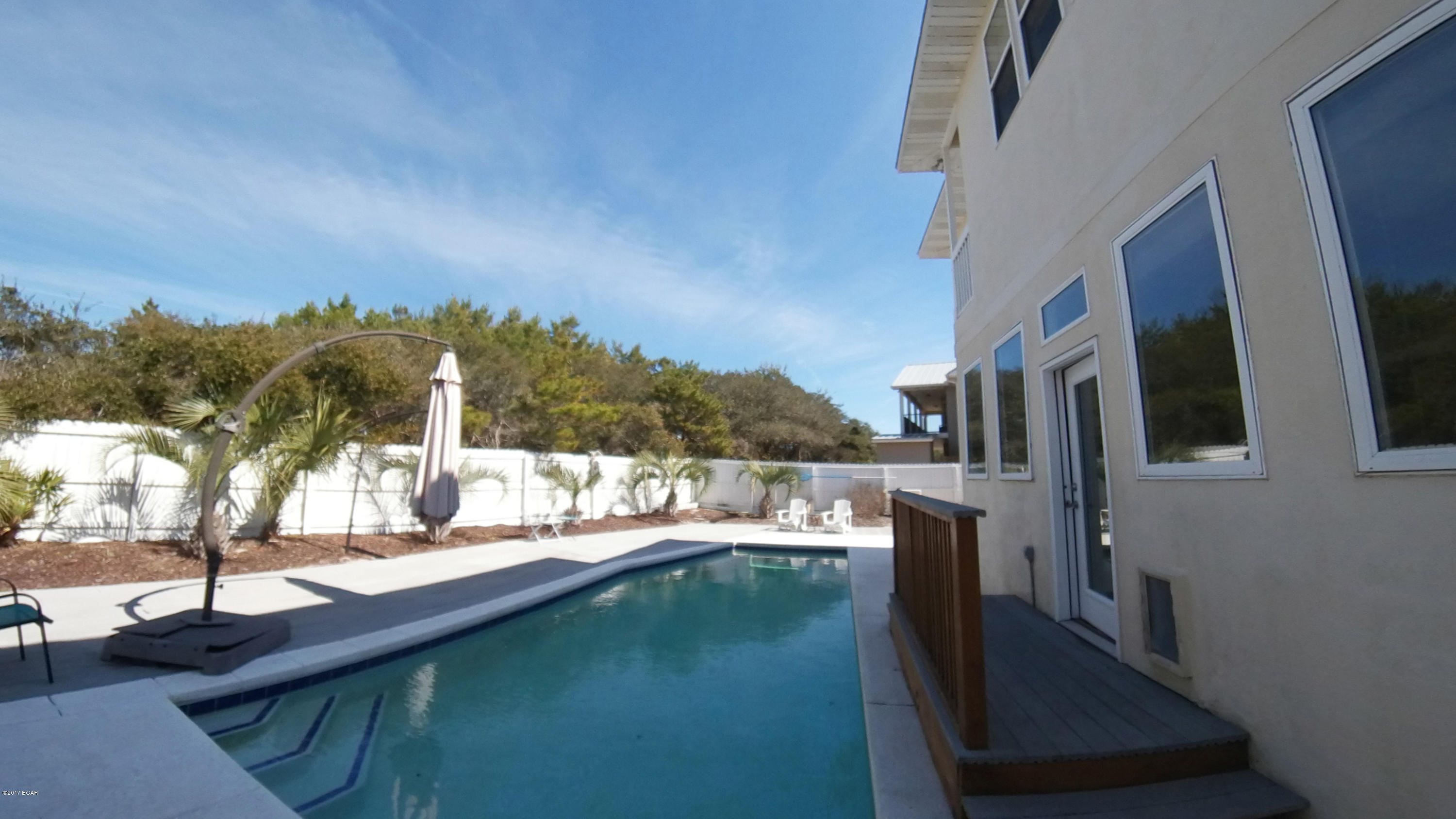 Sand Cliffs - Residential