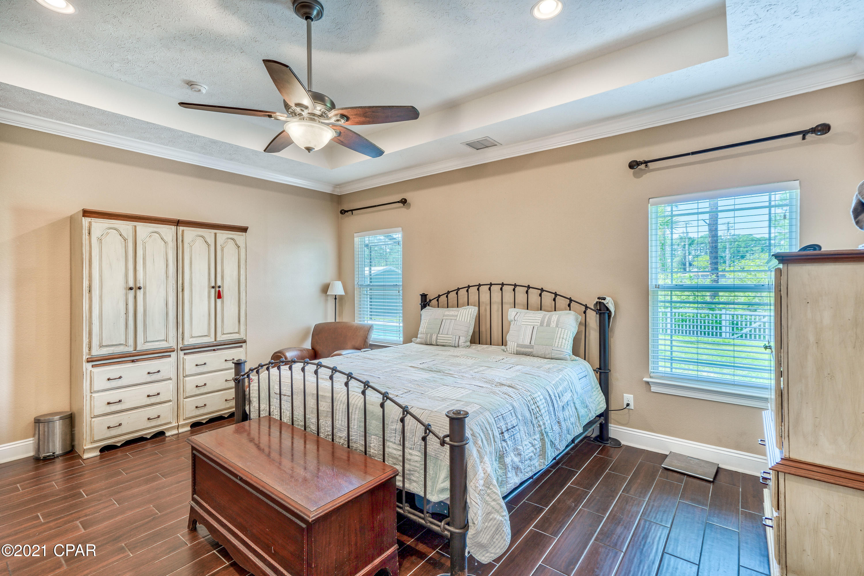 Colony Club - Residential