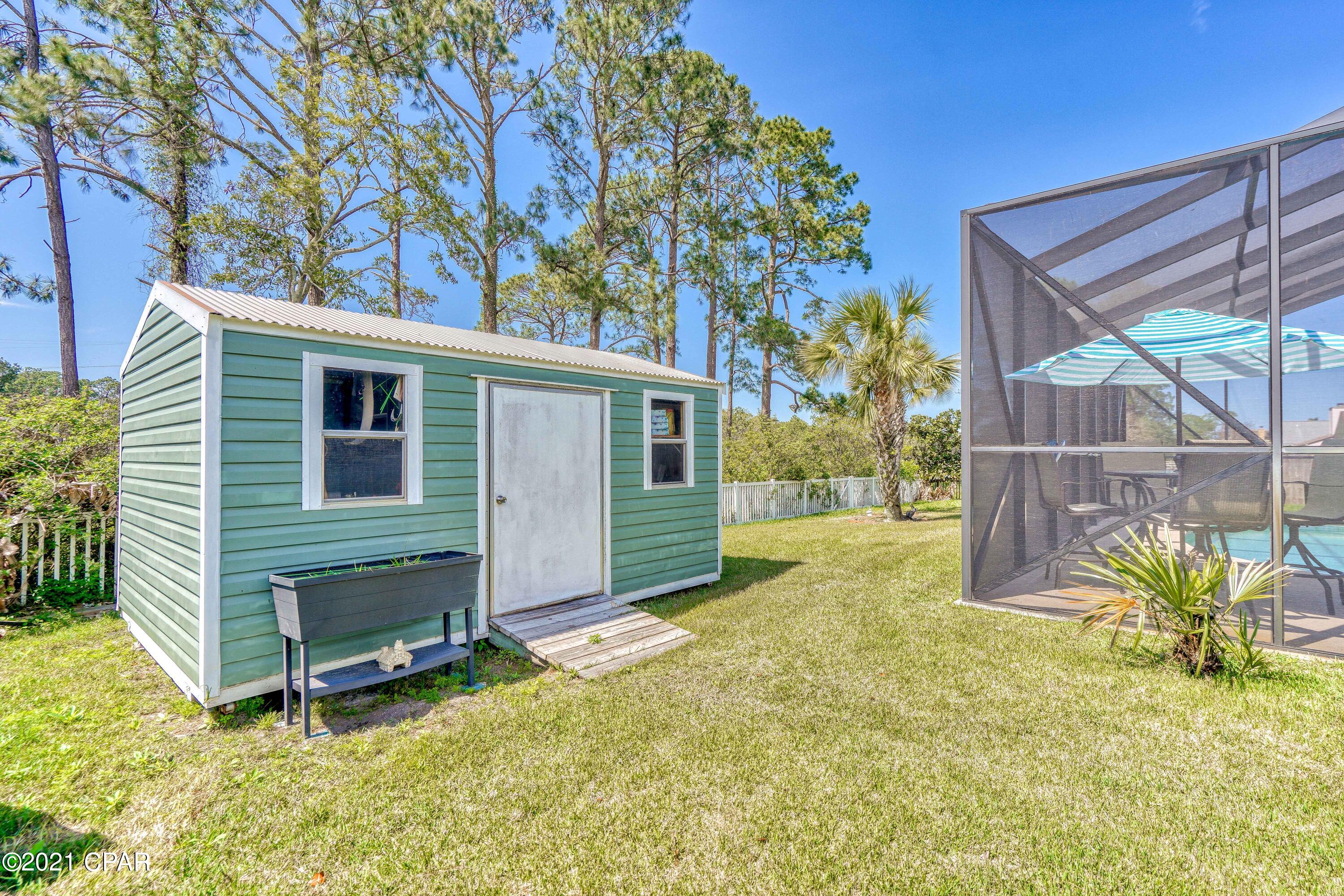 Colony Club - Residential