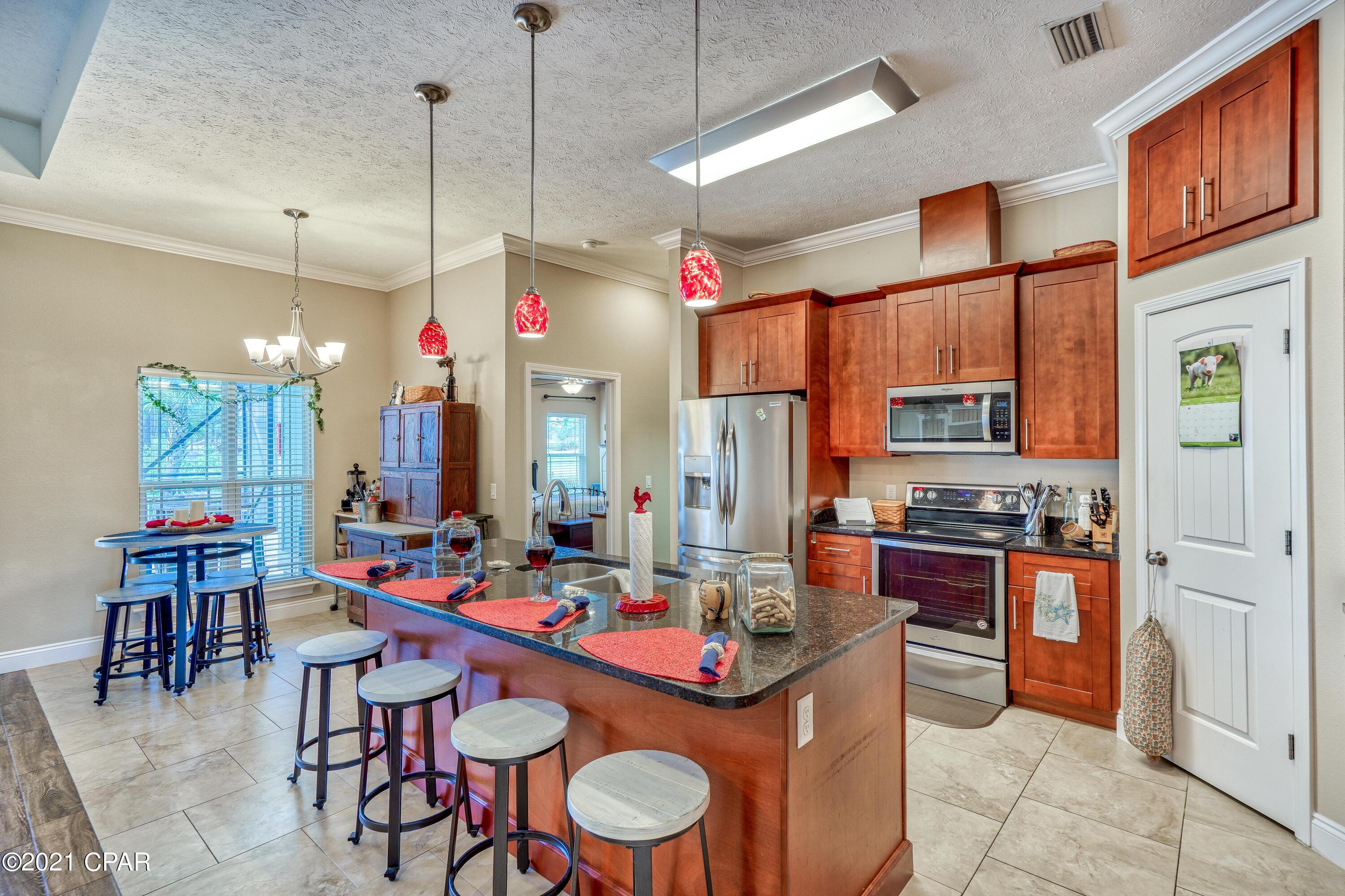 Colony Club - Residential