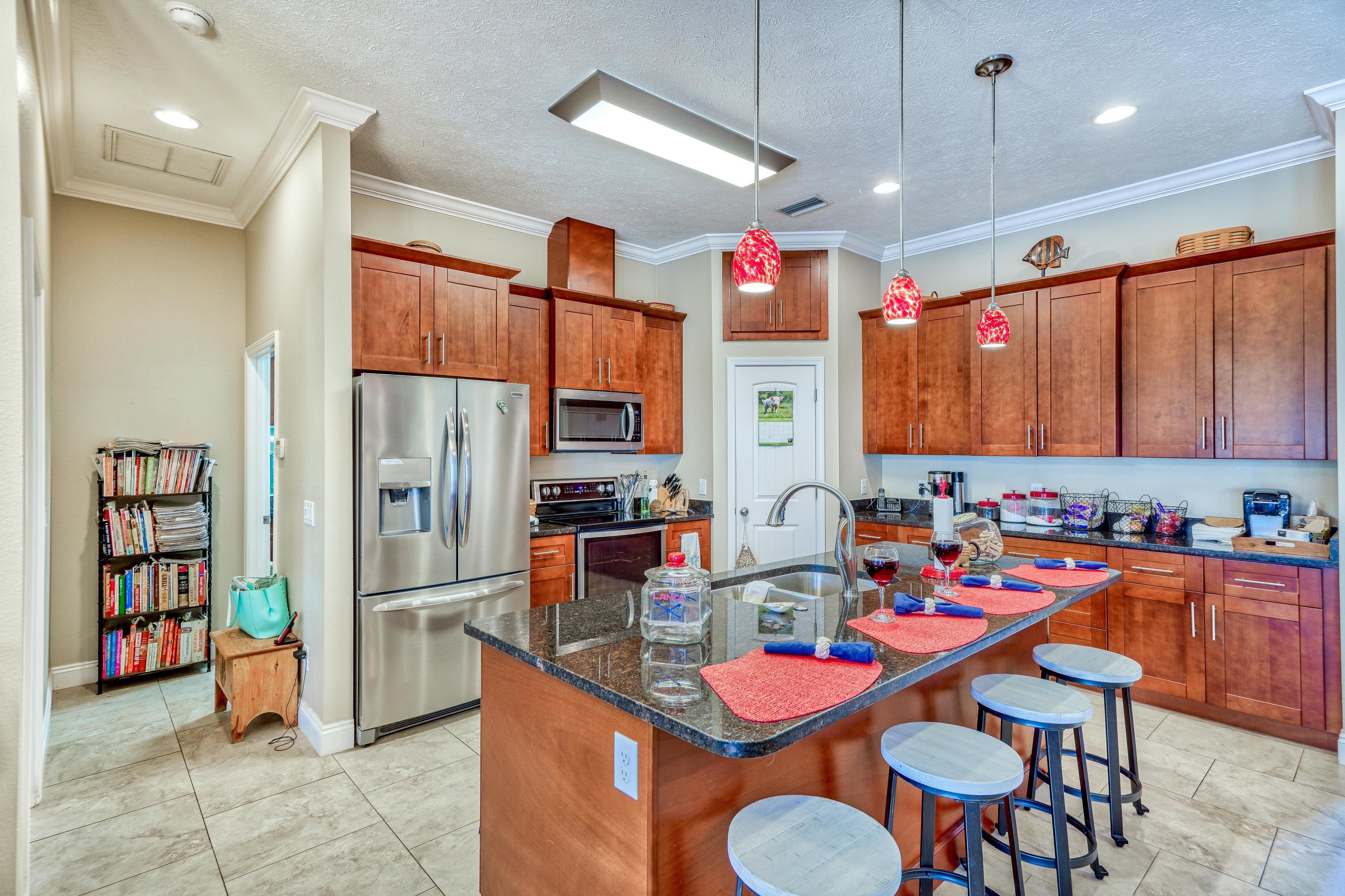 Colony Club - Residential