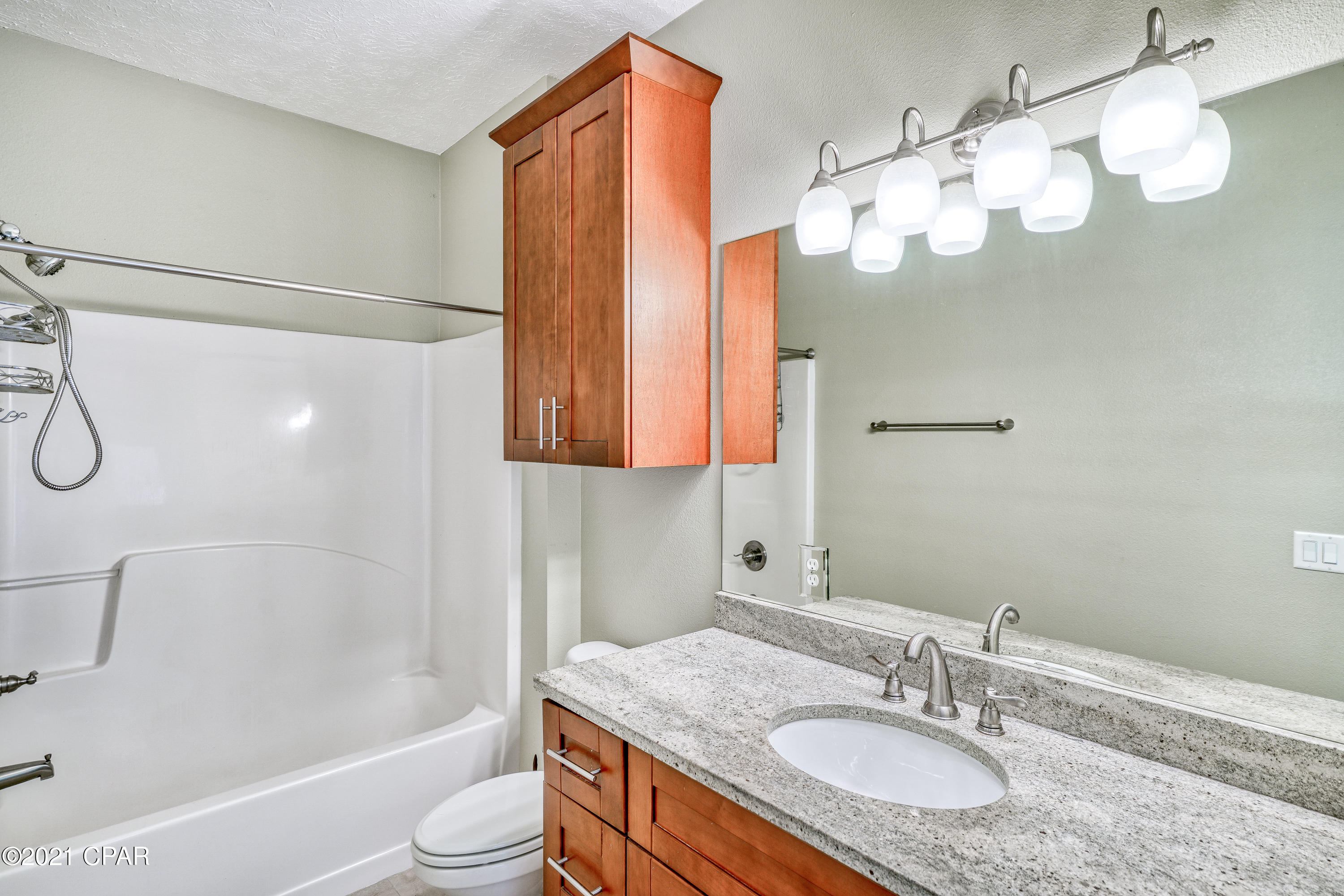 Colony Club - Residential