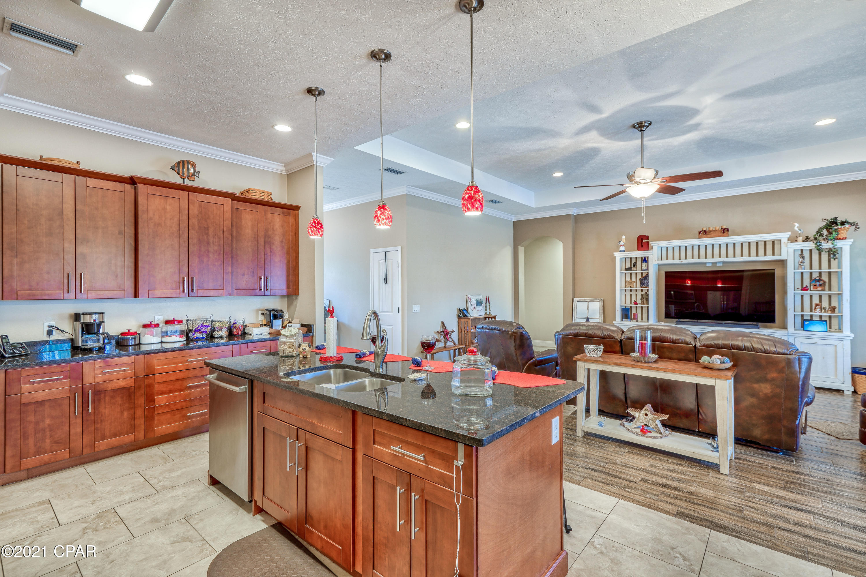 Colony Club - Residential