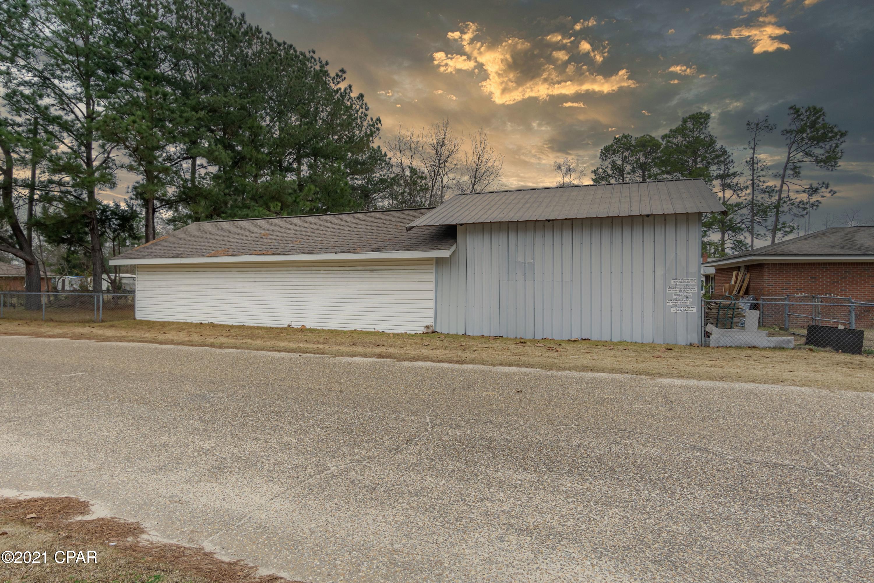 [No Recorded Subdiv] - Residential