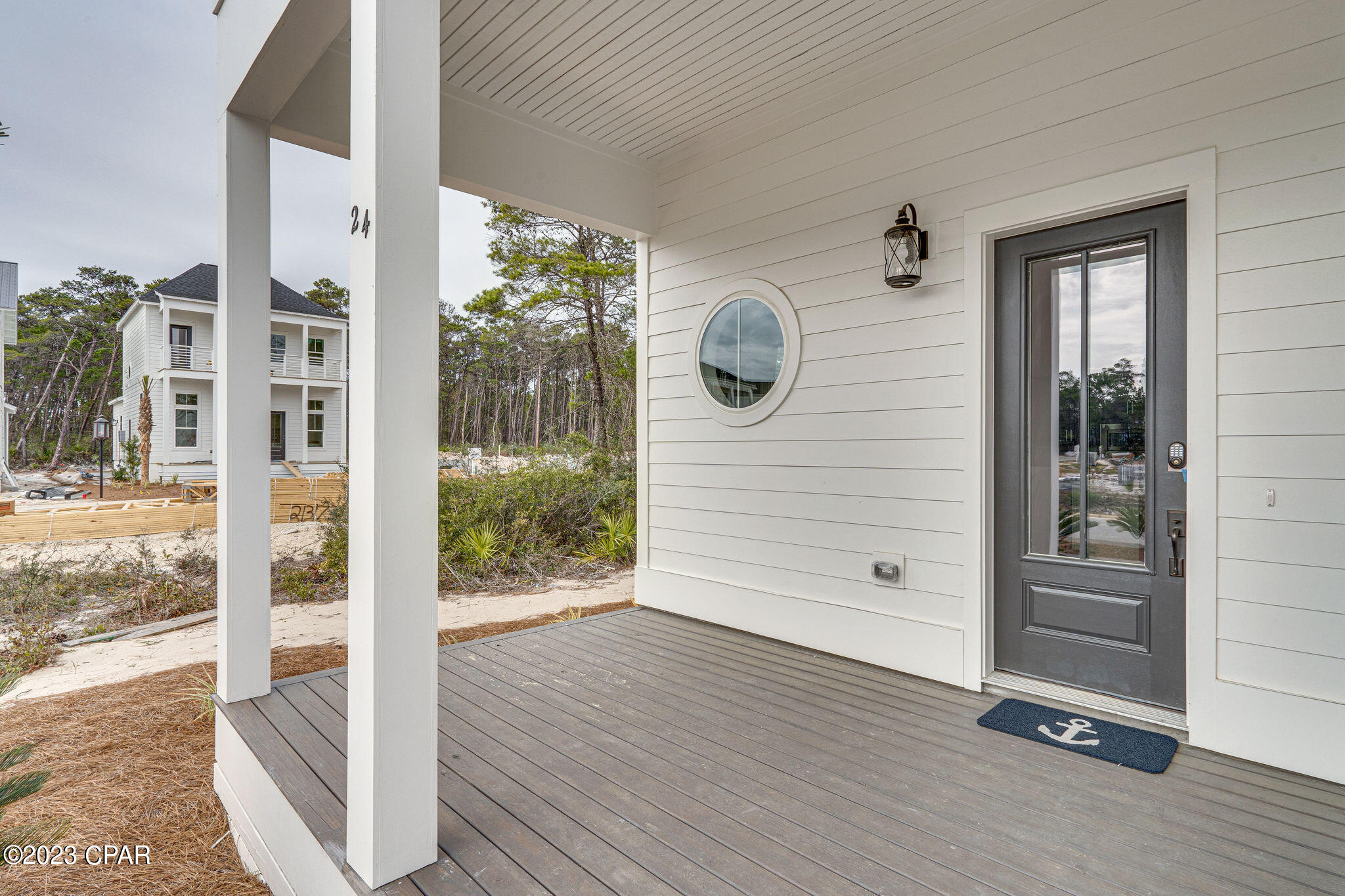 Lagoon Manor - Residential