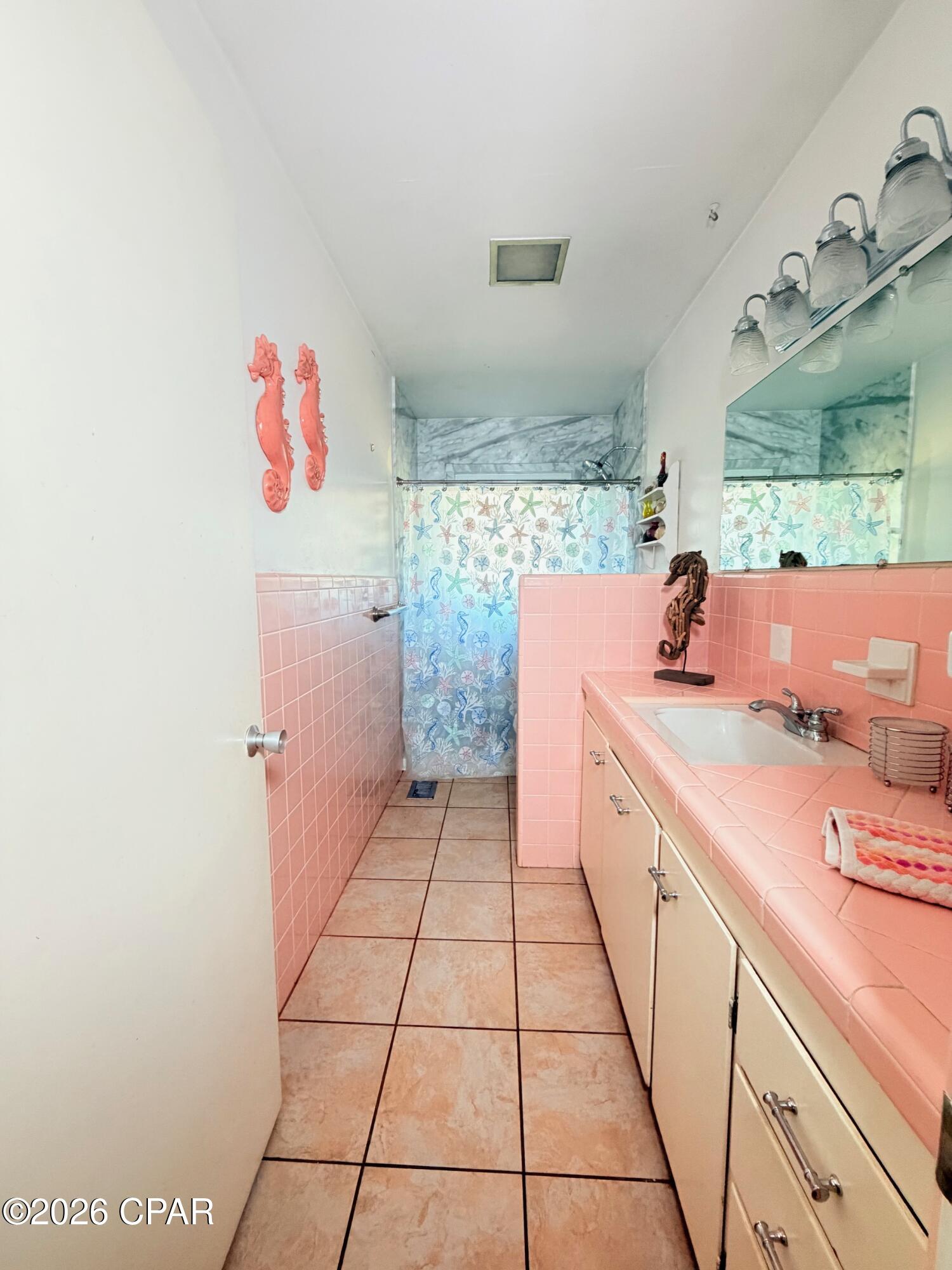 Woodlawn Unit 2 - Residential