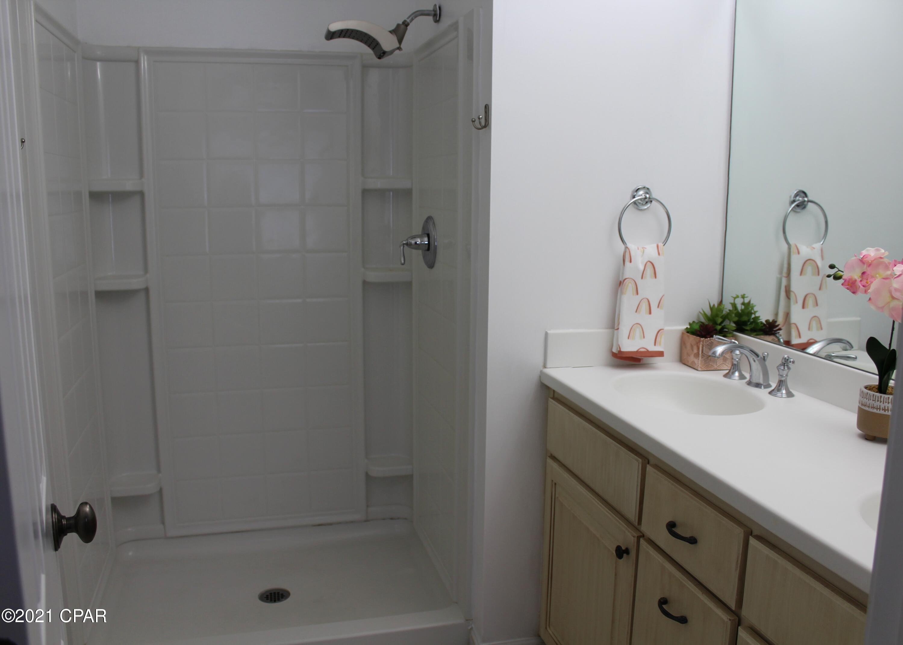 Annabella's Townhomes - Residential