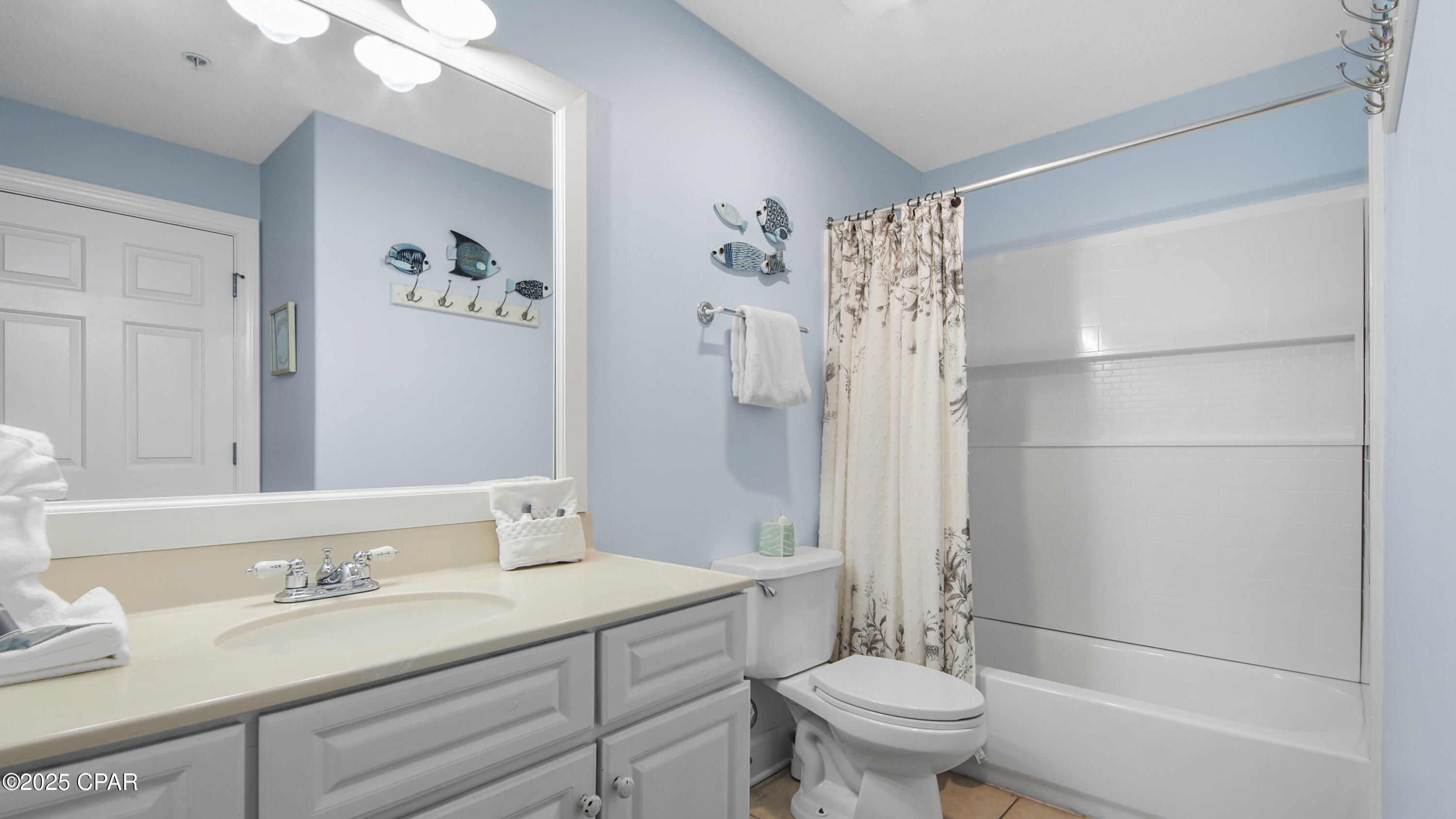 Twin Palms Resort - Residential