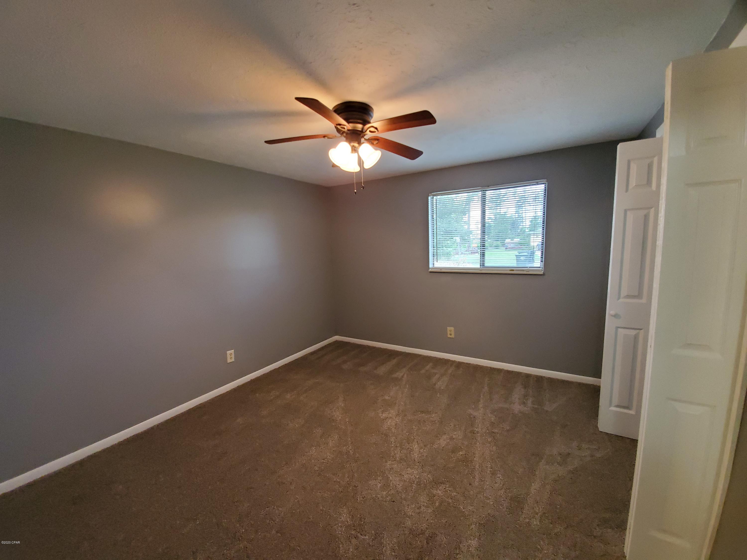 [No Recorded Subdiv] - Residential Lease