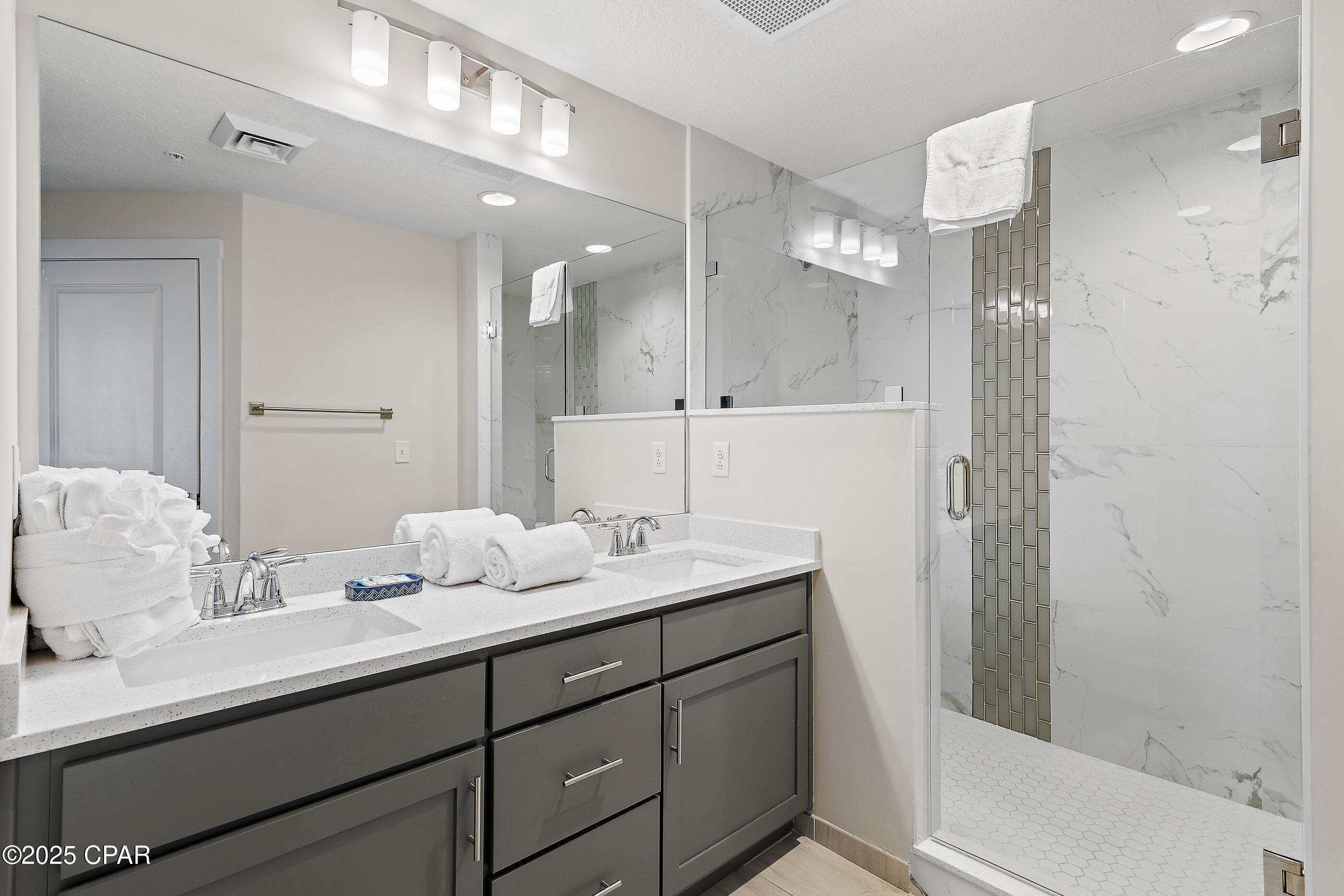 Calypso Towers III - Residential