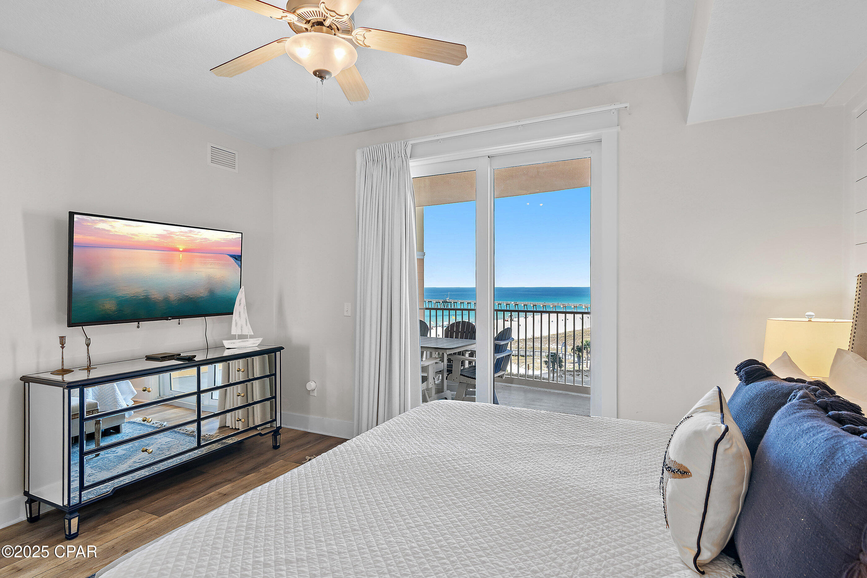 Calypso Towers III - Residential