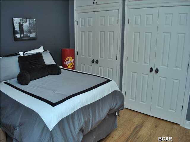 Kings Point - Residential