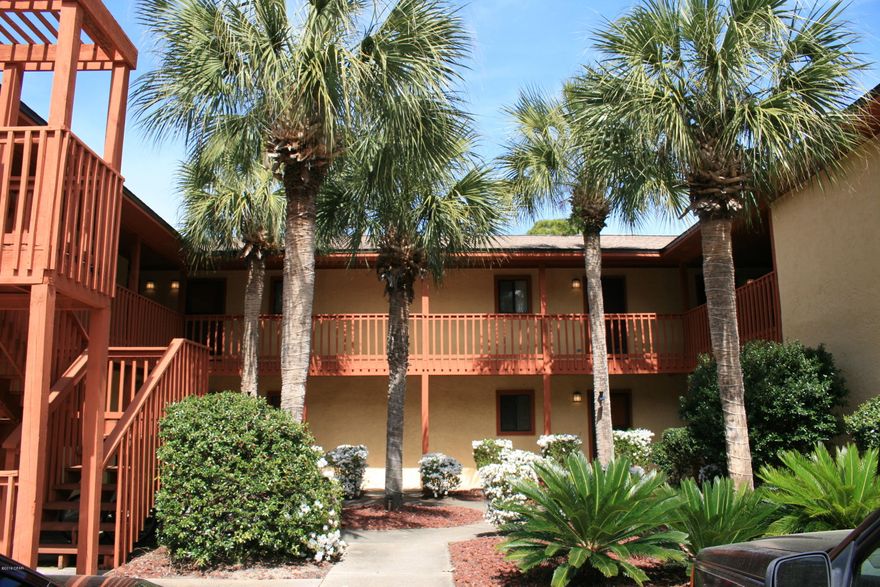 Wonderful Efficiency Condo!!! Great Location On Lake Powell and Across the Street From Carillon Beach! Complex Has a Private Boat Ramp, Boat Dock, Two Pools and a Clubhouse Overlooking the Lake. Close to Public Beach access! Condo has Bamboo Floors, Tile Countertops in a Small Kitchen (with Dishwasher and a Gas Stove/Oven). Bath has a Tiled Shower. Unit Comes With a Stacked Washer and Dryer. AC Unit is New. Reasonable HOA fees. Very Close to 30A and Pier Park! HOA includes Cable TV. **All Important Info Must Be Verified**