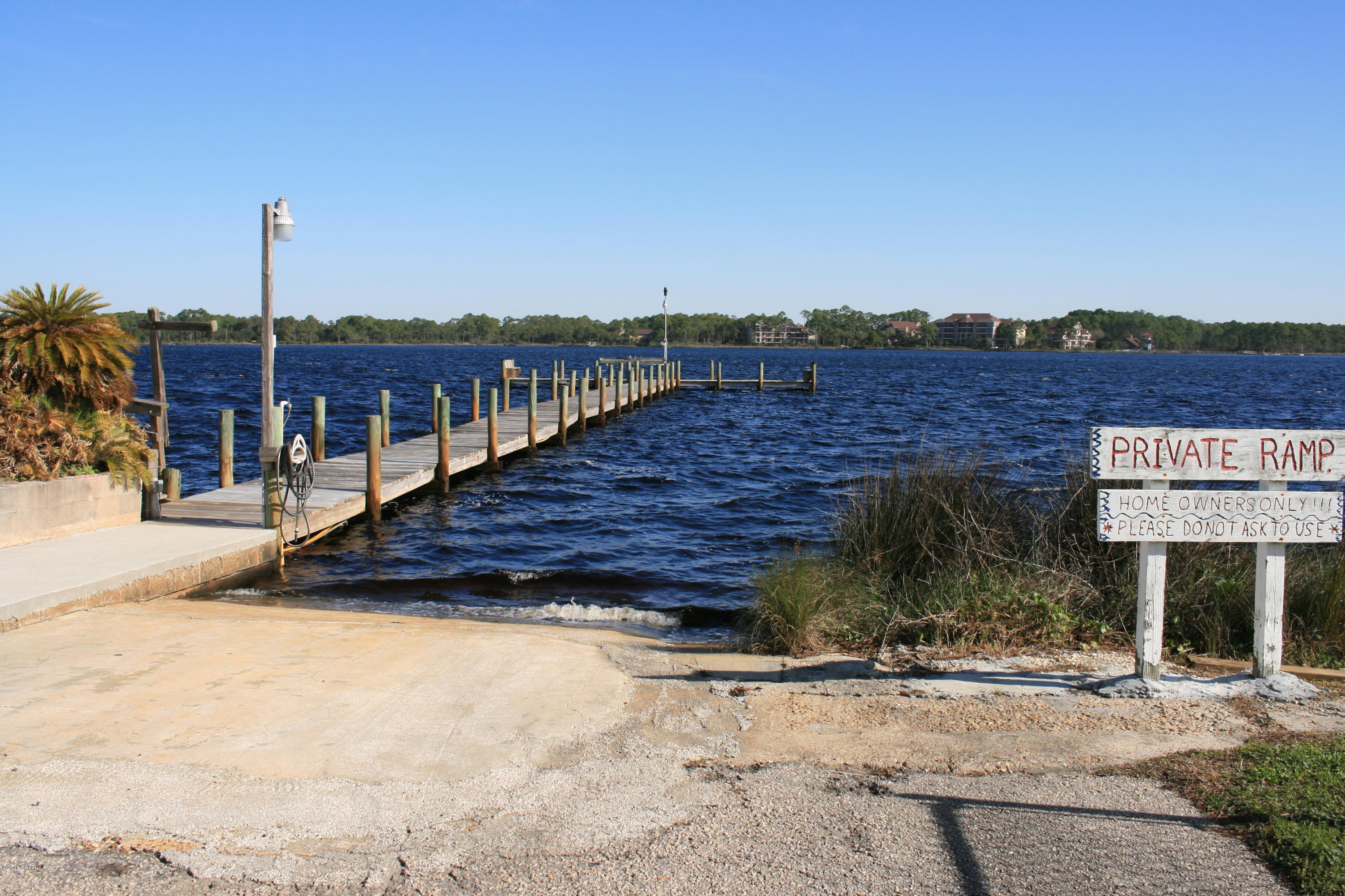 Pirate's Cove Inlet Condo Ph 3 - Residential