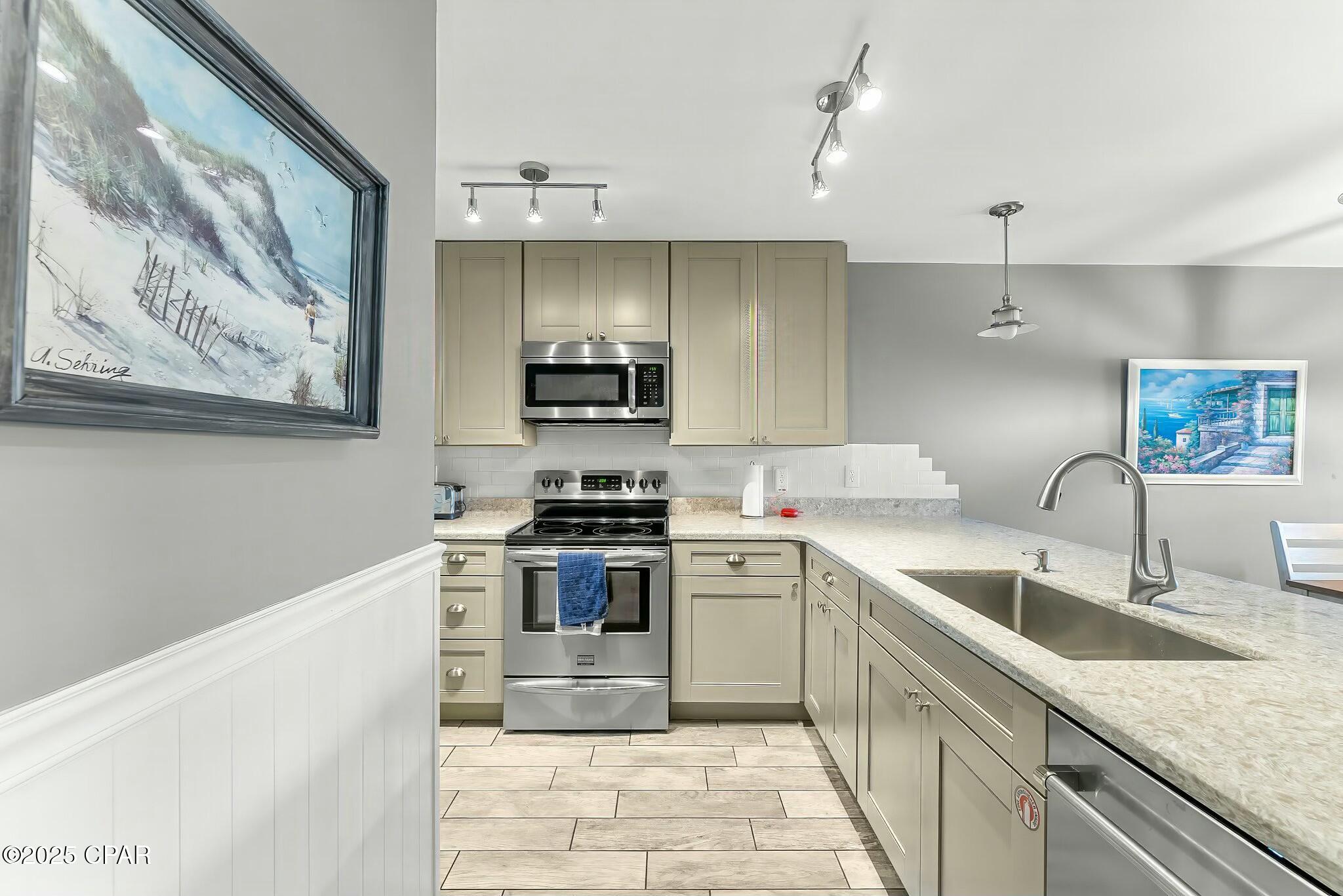 Edgewater Golf Villas 3B - Residential