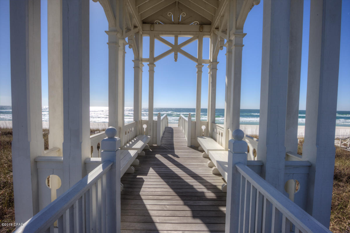 Carillon Beach Inn - Residential