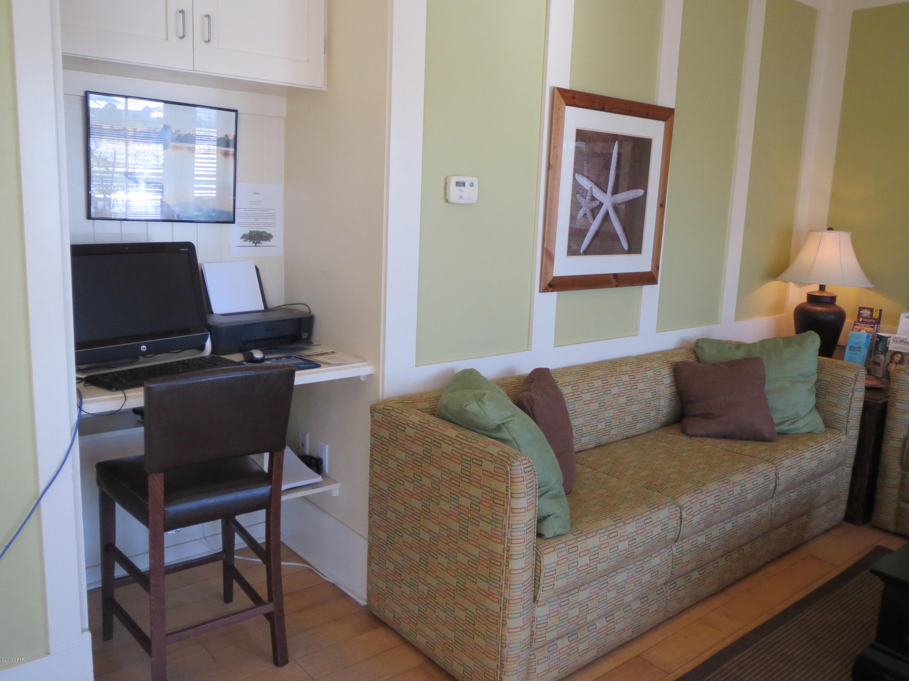 Carillon Beach Inn - Residential