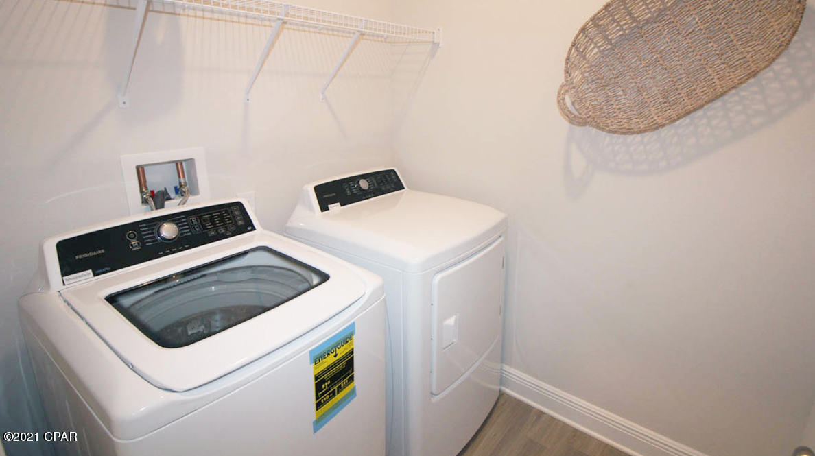 Emerald Cove Villas - Residential