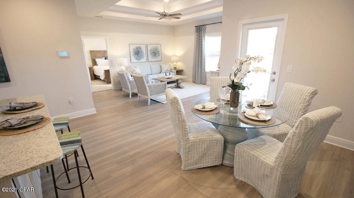 Emerald Cove Villas - Residential