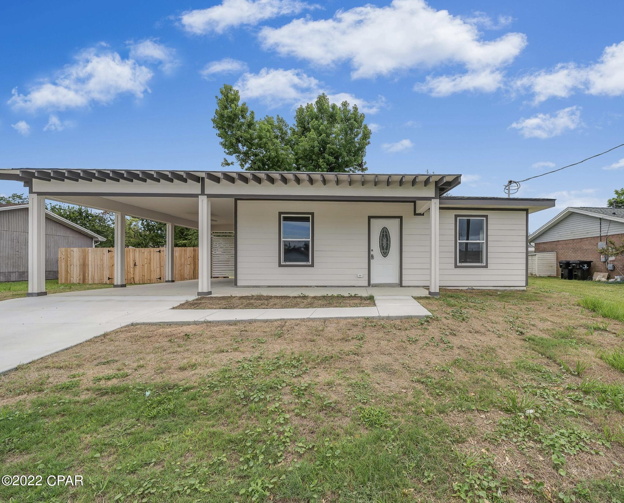 Towne & Country Lake Estates - Residential