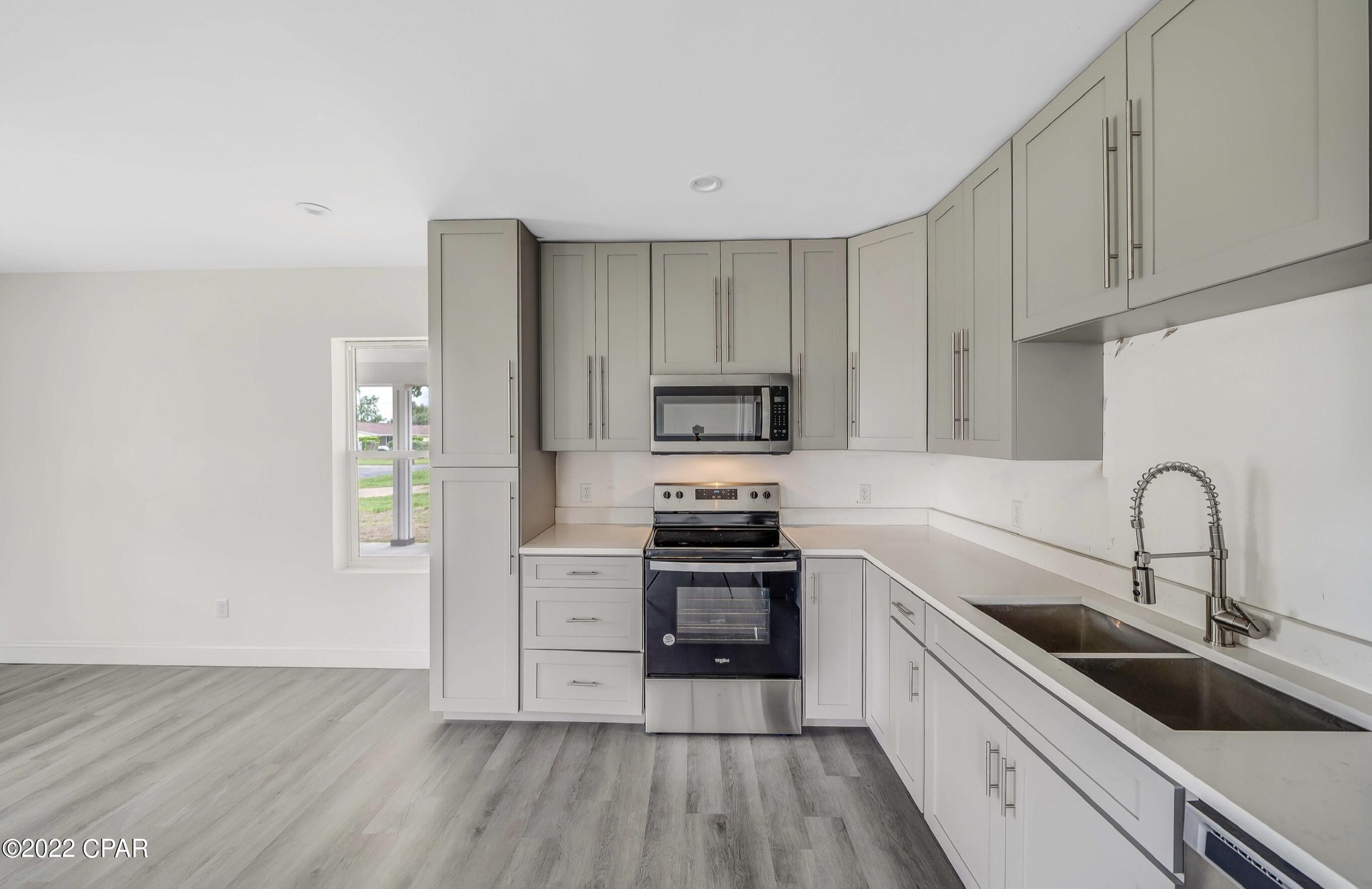 Towne & Country Lake Estates - Residential