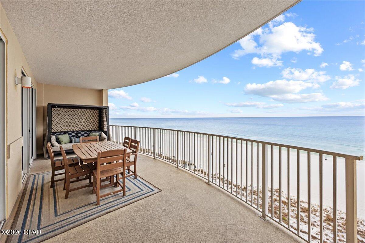 Ocean Villa - Residential