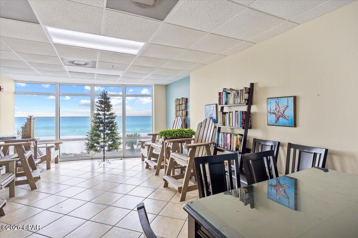 Ocean Villa - Residential