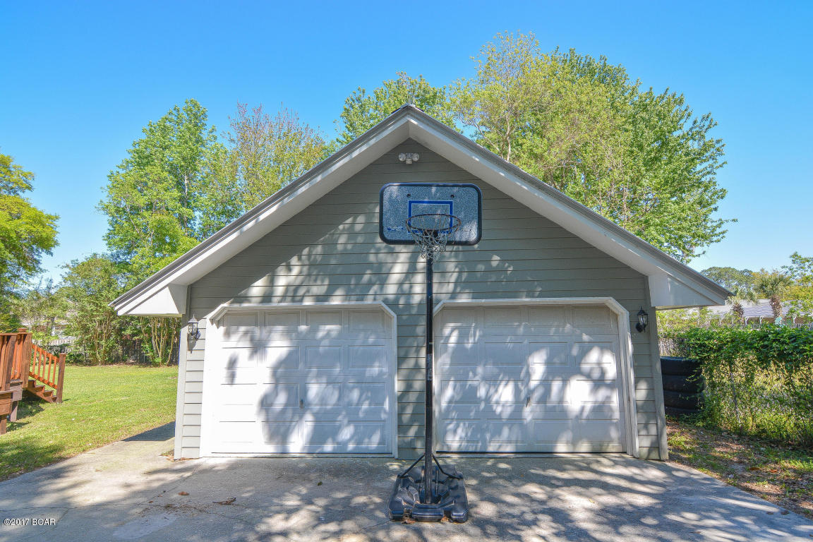 College Point 3rd Add - Residential