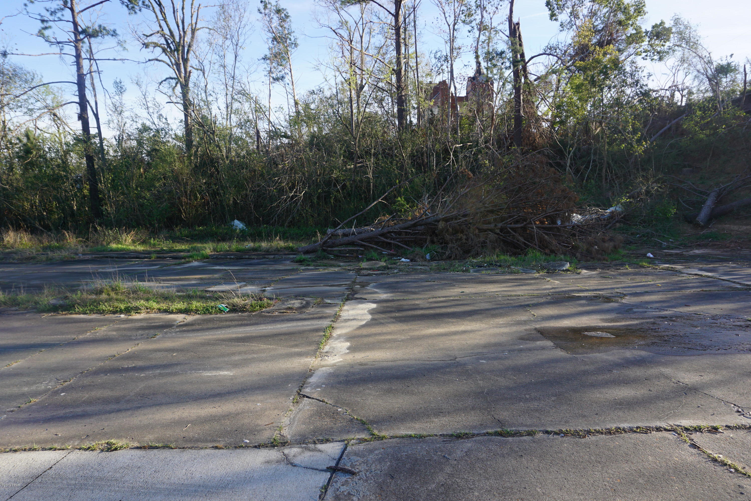 No Named Subdivision - Land