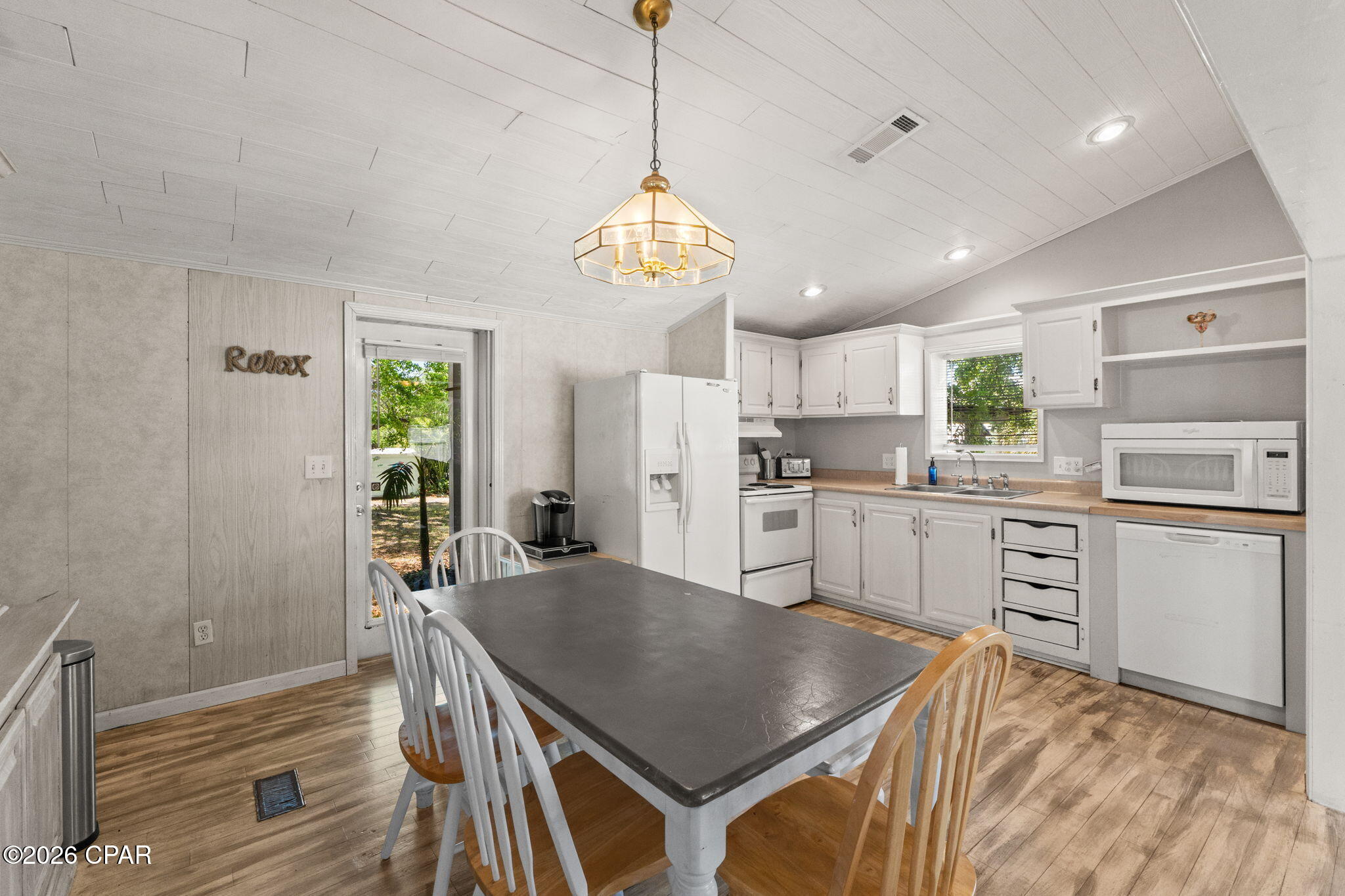 Laguna Beach Estates 5th Add - Residential