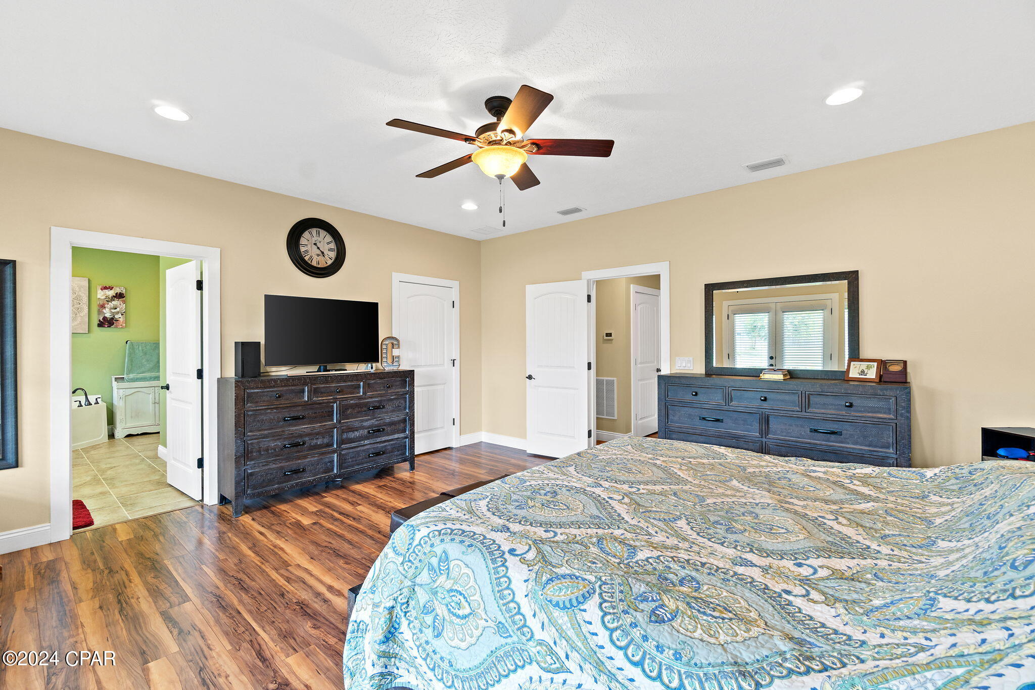 White Oaks - Residential