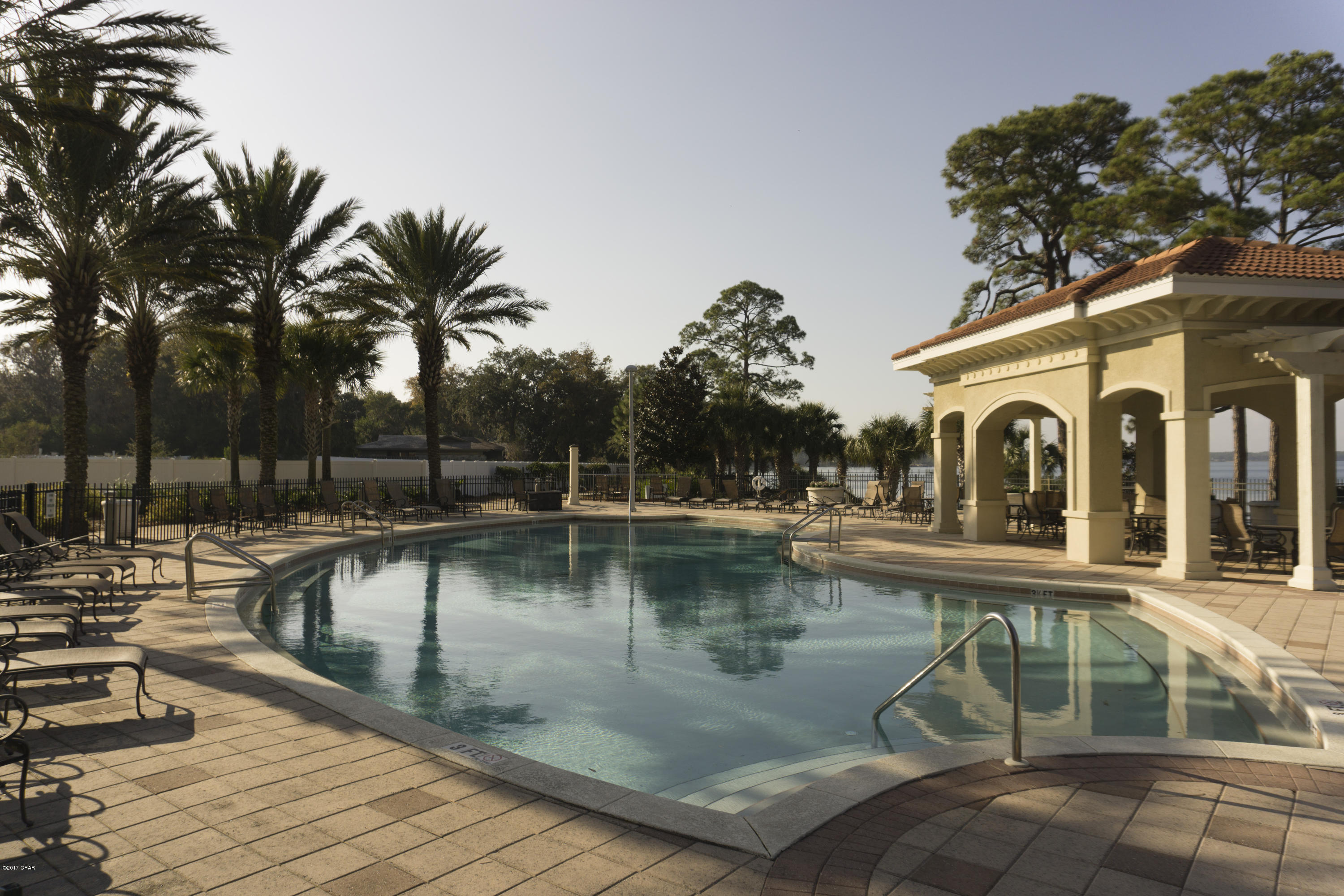 Magnolia Bay Club - Residential