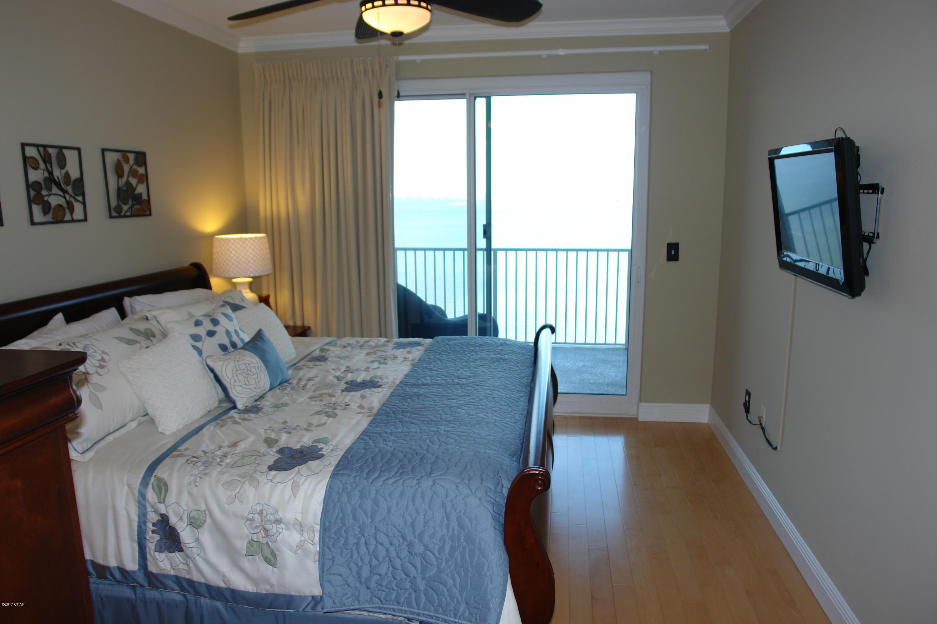 Magnolia Bay Club - Residential