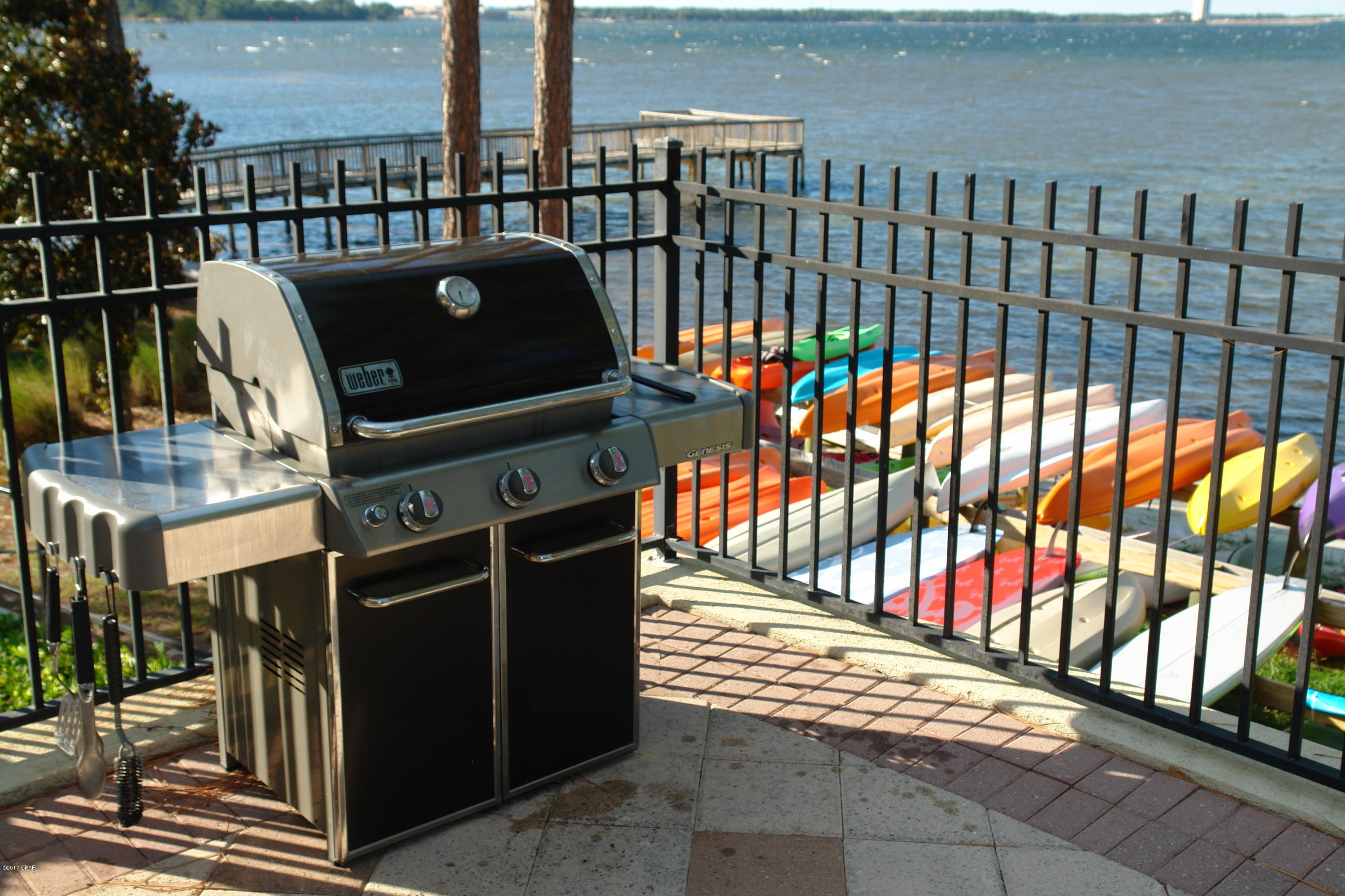 Magnolia Bay Club - Residential