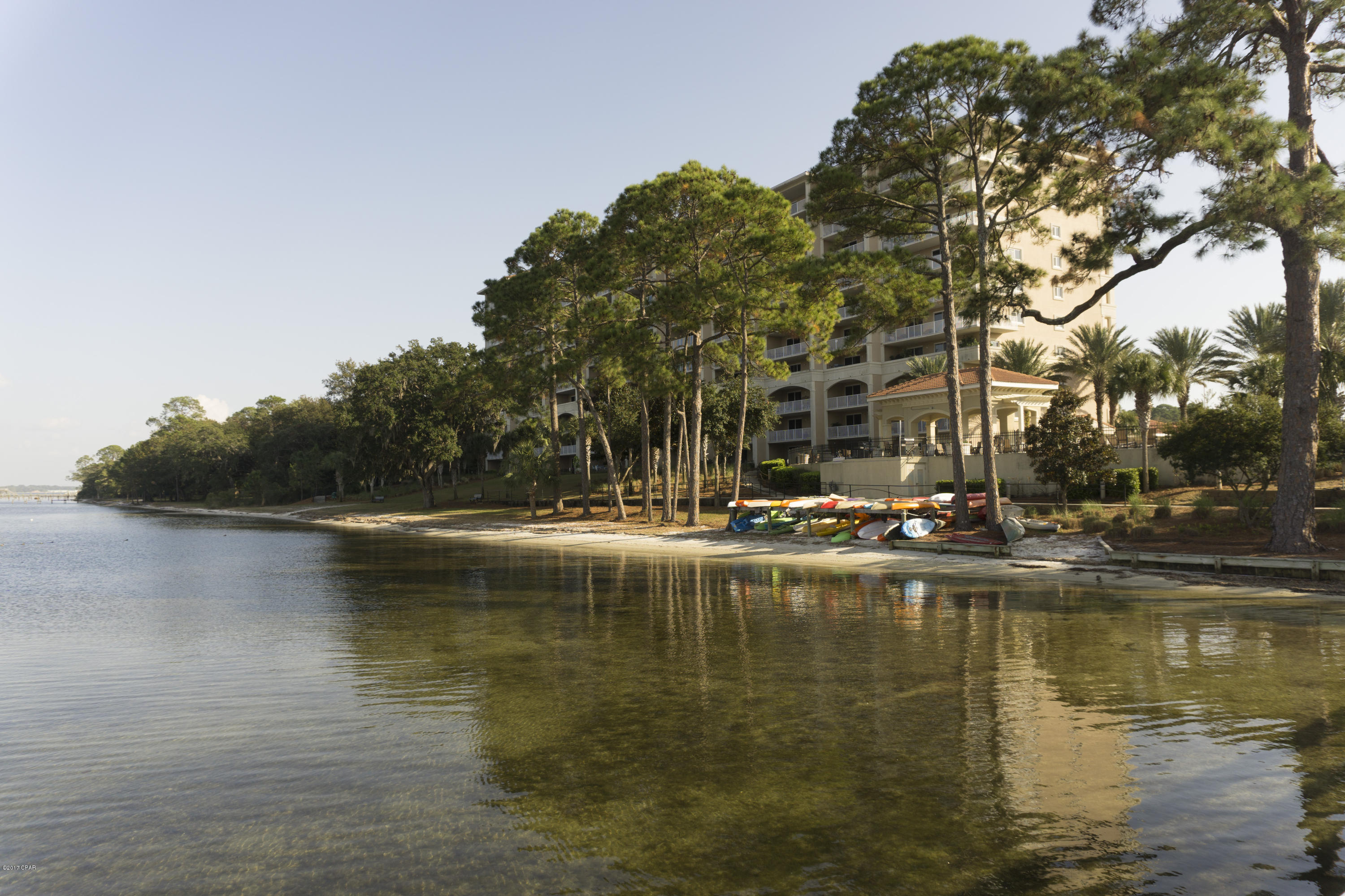 Magnolia Bay Club - Residential