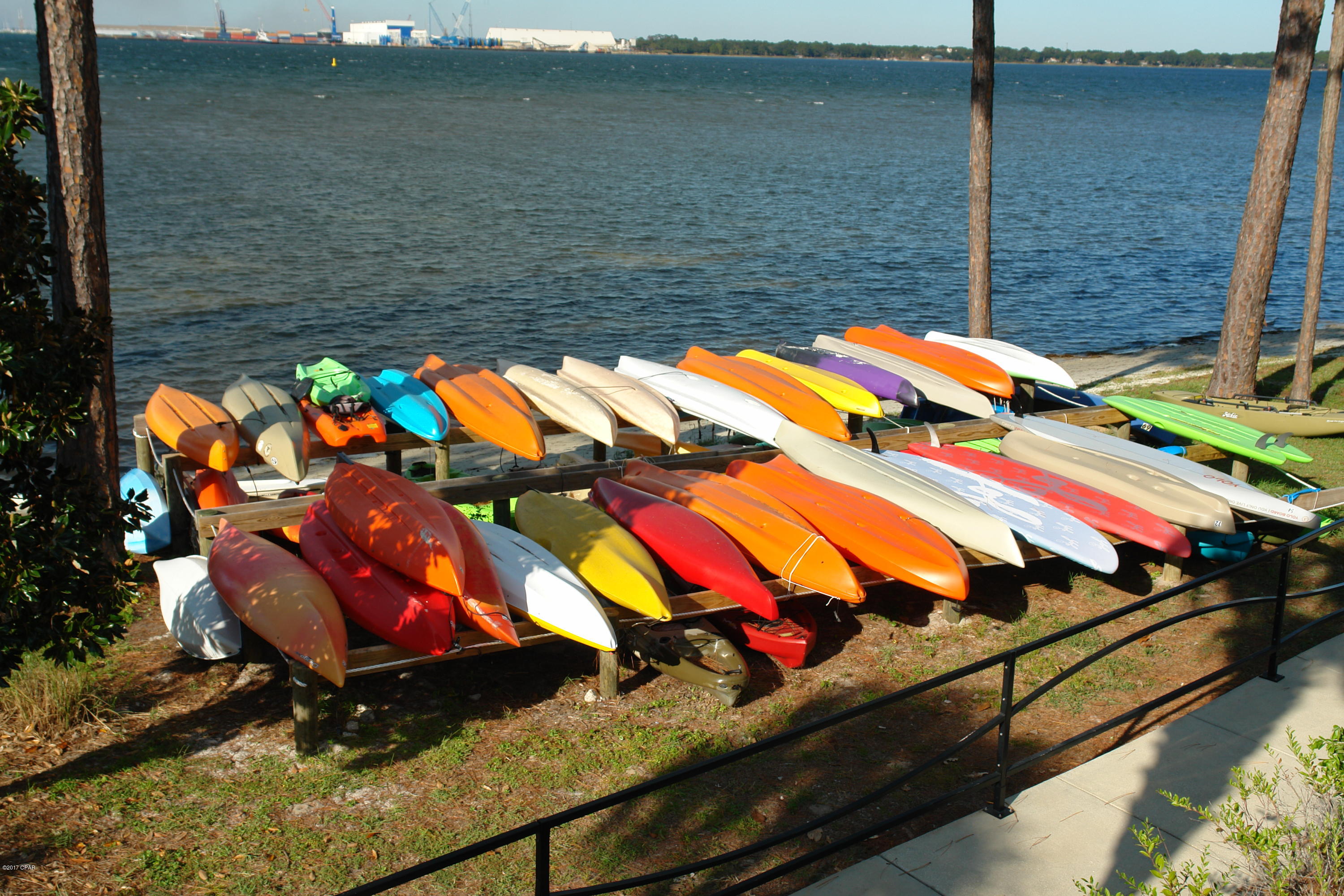 Magnolia Bay Club - Residential