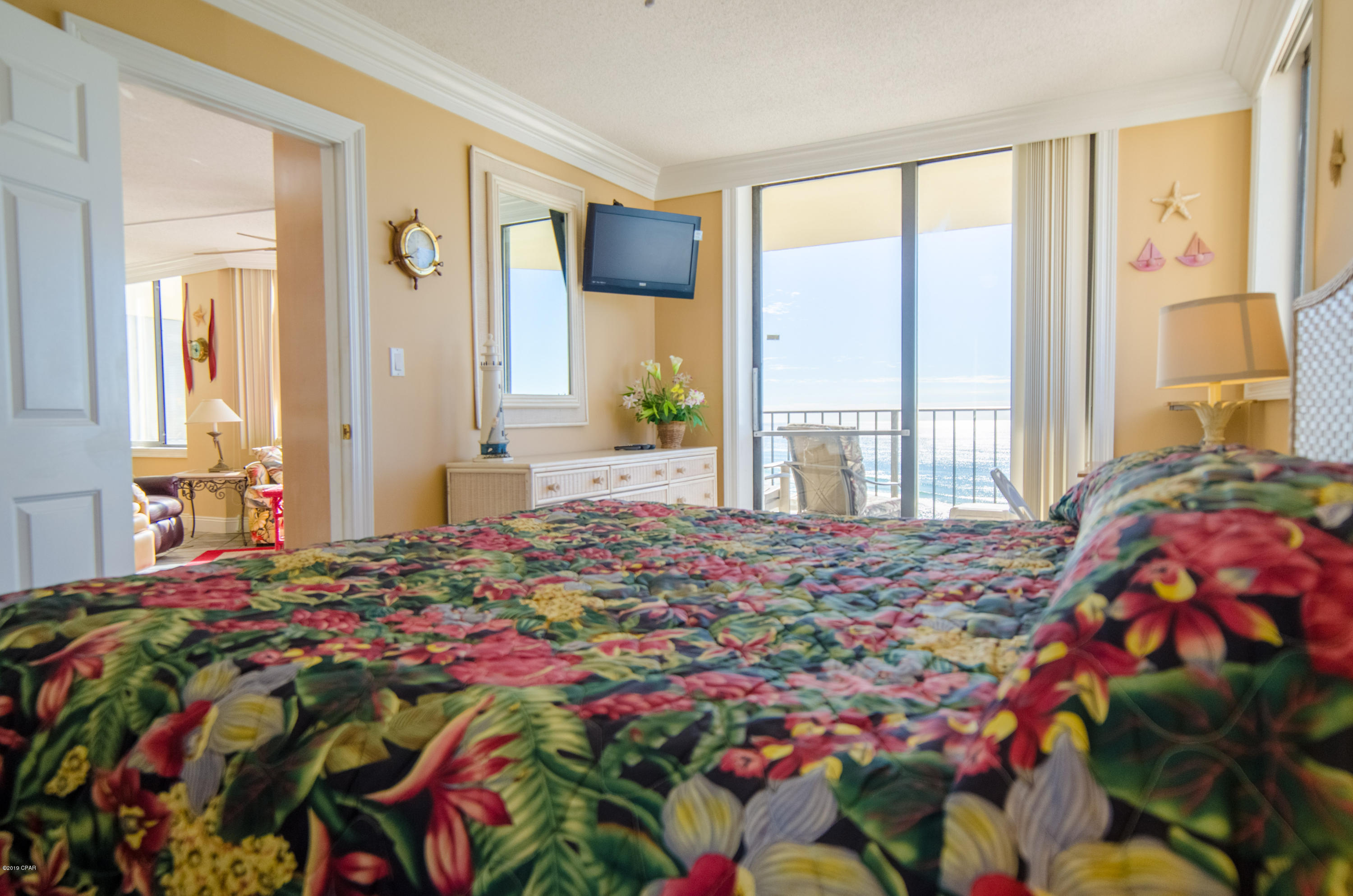 Sunbird Condo - Residential