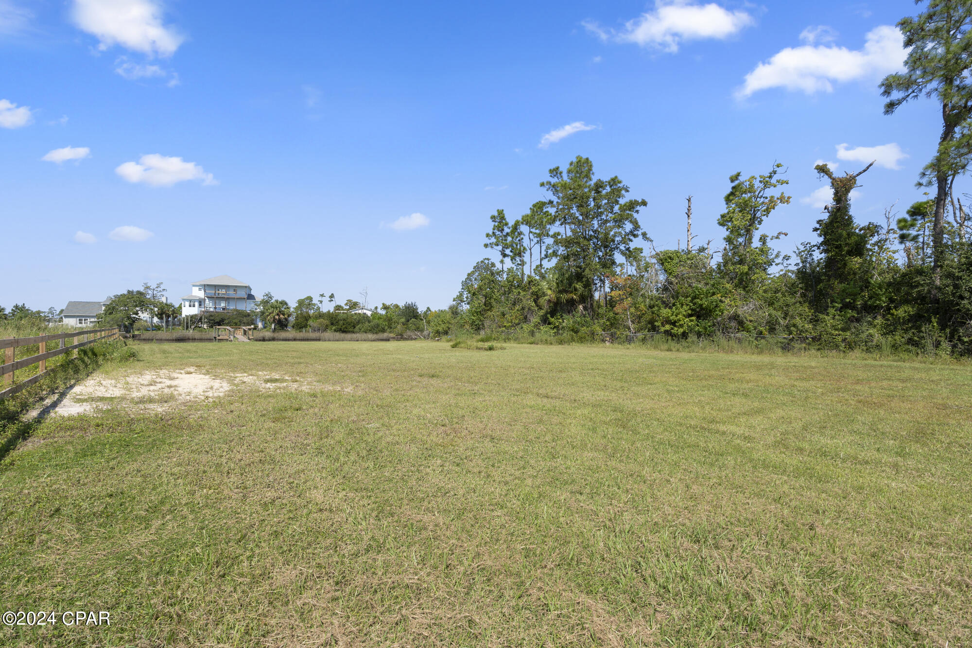 East Bay Park - Land